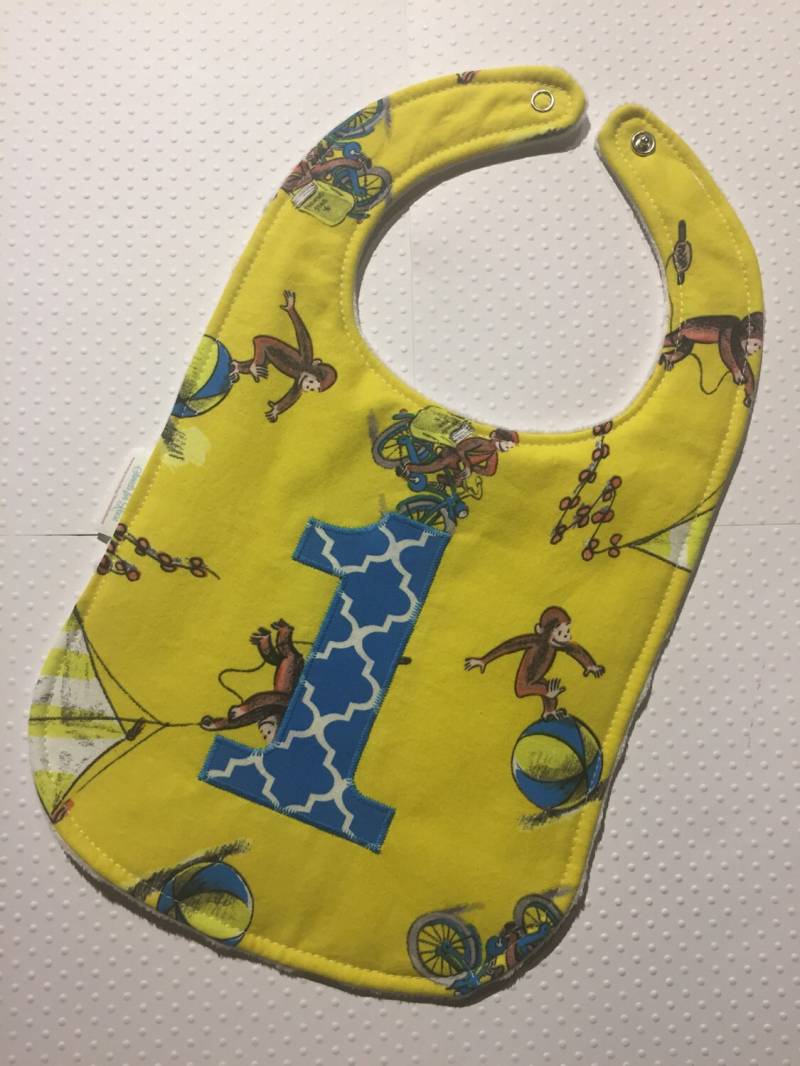 Curious George Erster Geburtstag Lätzchen von Etsy - SweetsforReese