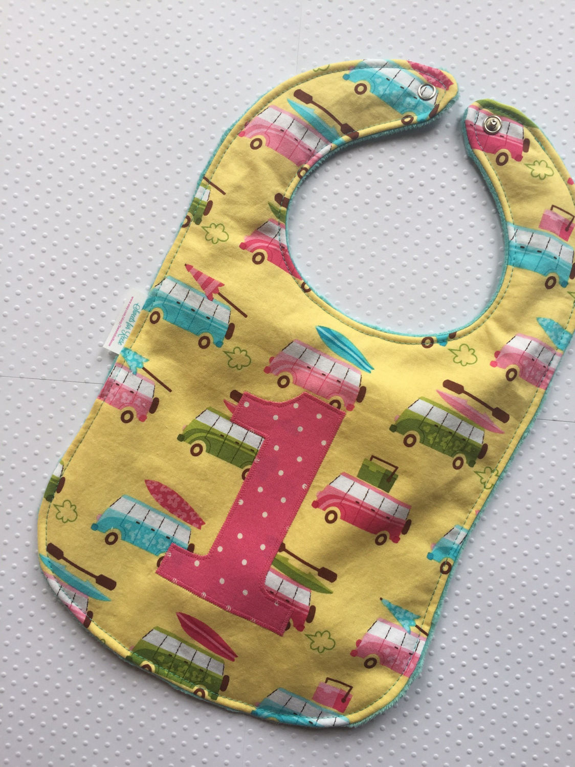 Robert Kaufman Beachy Keen Erster Geburtstag Lätzchen von Etsy - SweetsforReese