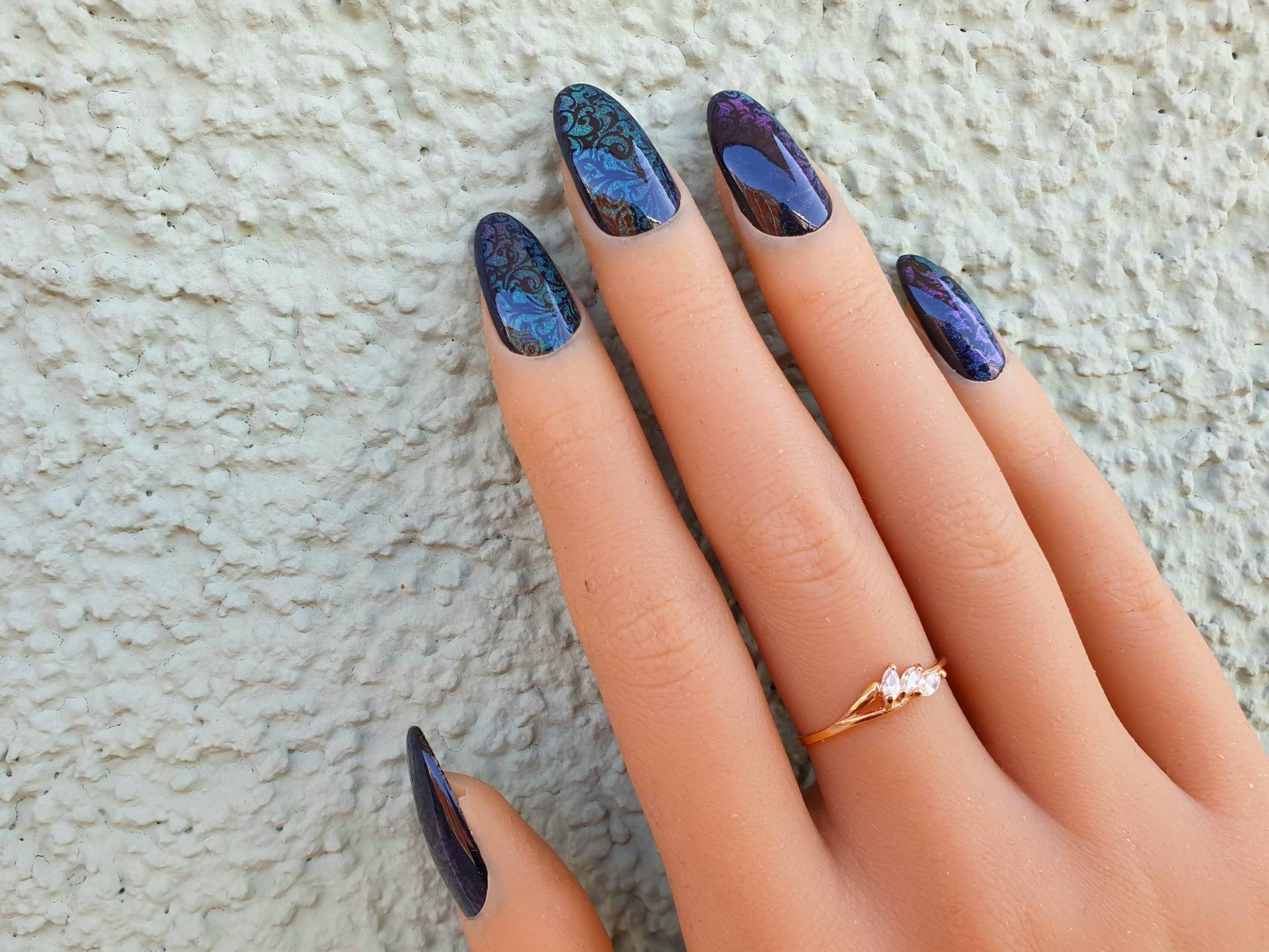 Grün Lila Chamäleon Press On Nails Mit Schwarzem Muster, Cat Eye von Etsy - SymbelNails