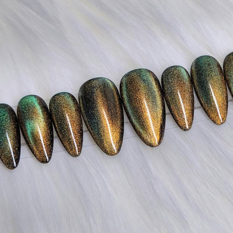 Polaris Cat Eye Press On Nails, Magnetic, Blau, Lila, Rosa, Grün, Türkis, Gelb Polaris Cat Eye Press On Nails, Magnetic, Blau, Lila, Rosa, Grün, Türkis, Gelb von Etsy - SymbelNails