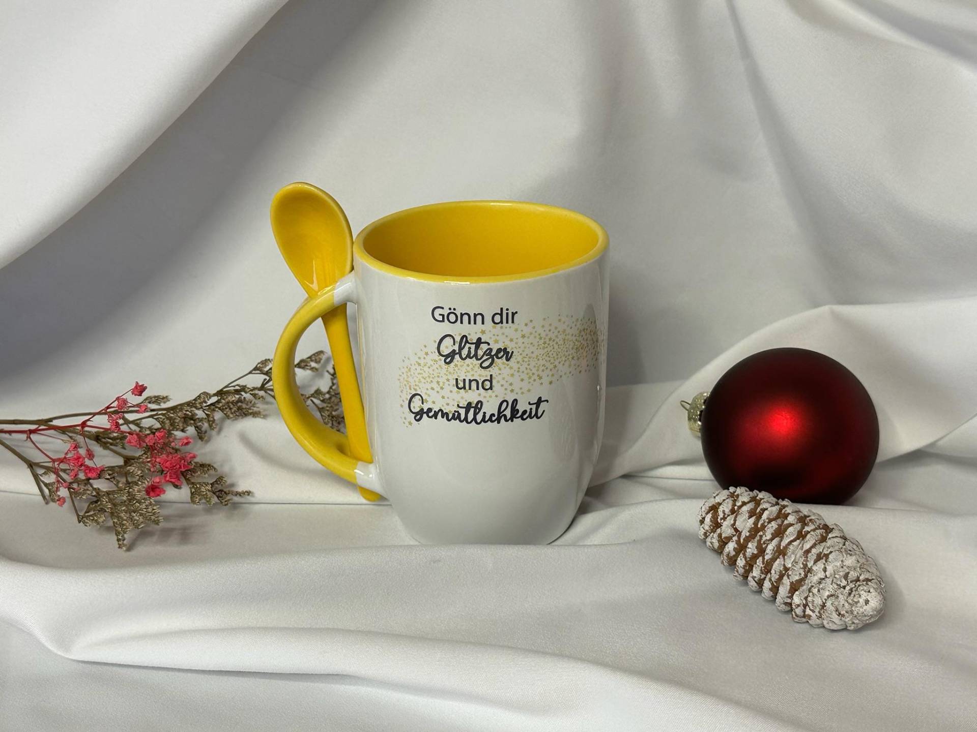 Tasse Mit Löffel Glitzer Und Gemütlichkeit Geschenk Frau Freundin Bestie Weihnachtsgeschenk von Etsy - Symoko