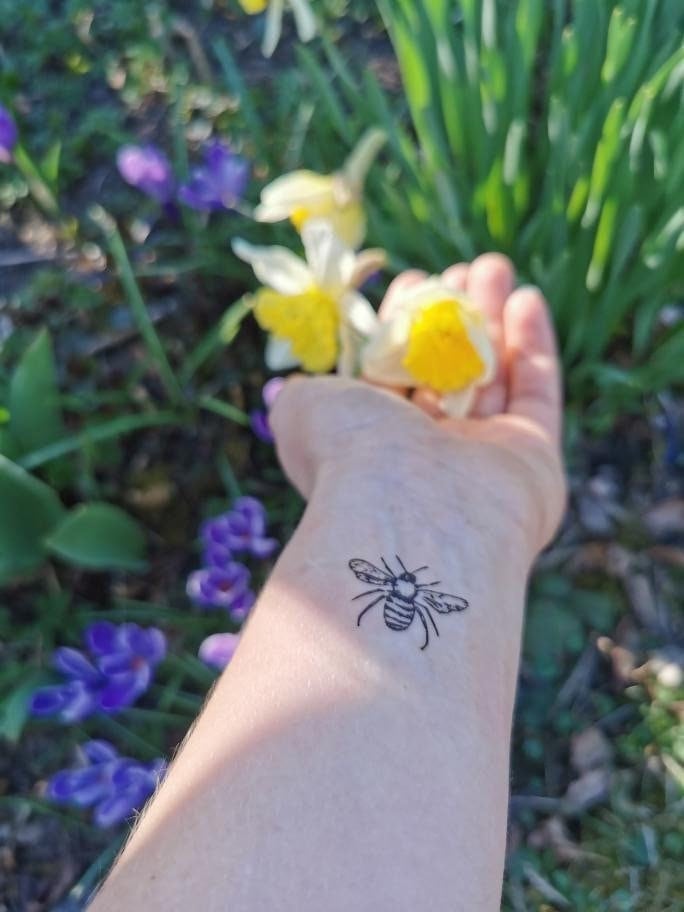Bee | 2Er Set - Temporäres Tattoo Bee | 2Er Set - Temporäres Tattoo von Etsy - TATTOODAY