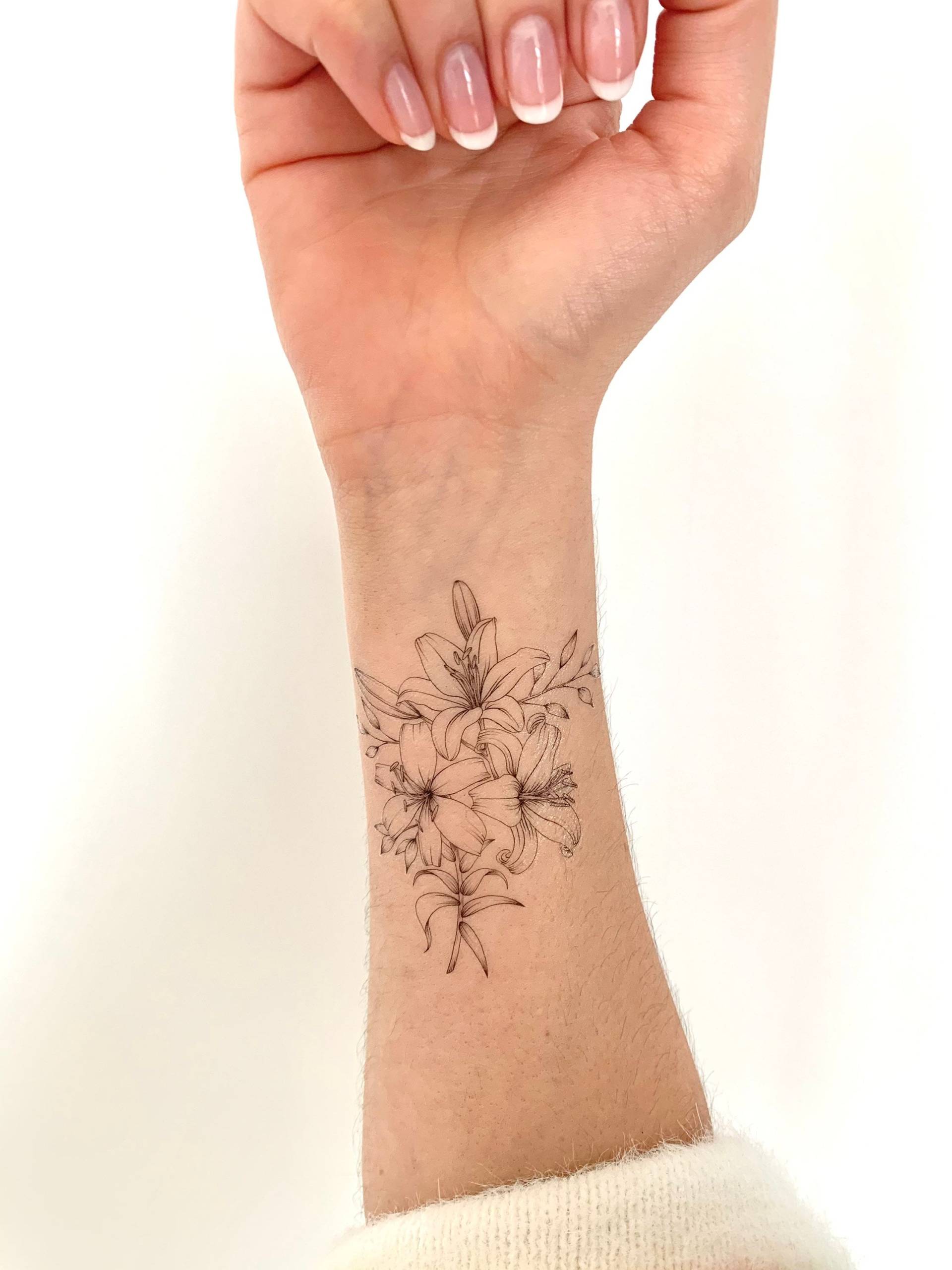 Blumenlilien | 2Er-Set - Temporäres Tattoo Blumenlilien | 2Er-Set - Temporäres Tattoo von Etsy - TATTOODAY