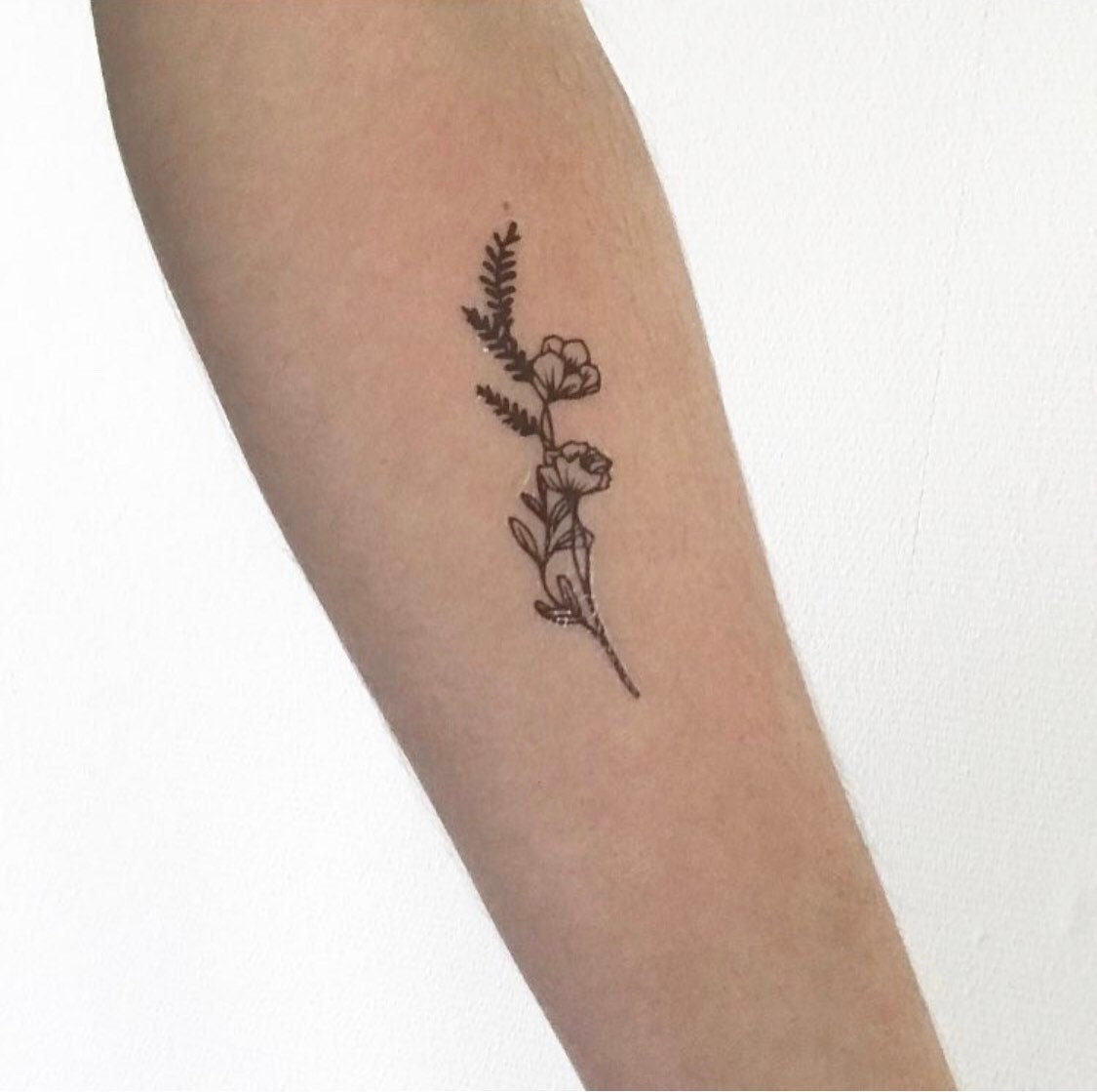 Flower Thin | 2Er-Set - Temporäres Tattoo Flower Thin | 2Er-Set - Temporäres Tattoo von Etsy - TATTOODAY