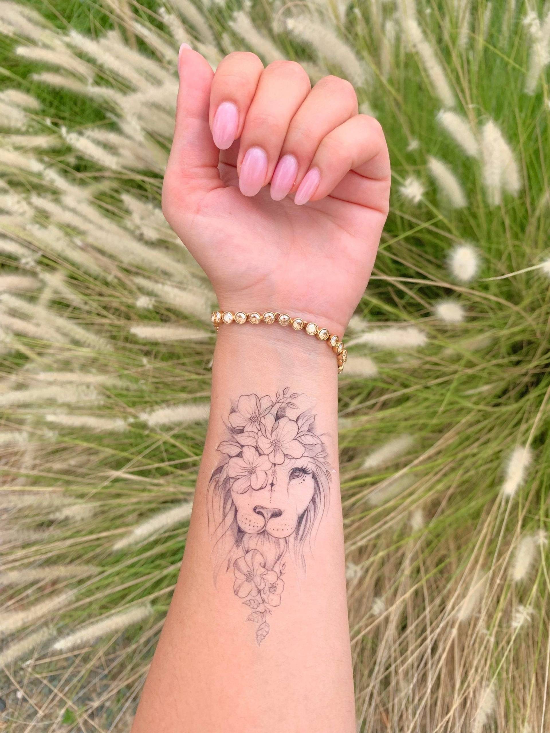 Löwenblume Klein Oder Groß | 2Er-Set - Temporäres Tattoo Löwenblume Klein Oder Groß | 2Er-Set - Temporäres Tattoo von Etsy - TATTOODAY