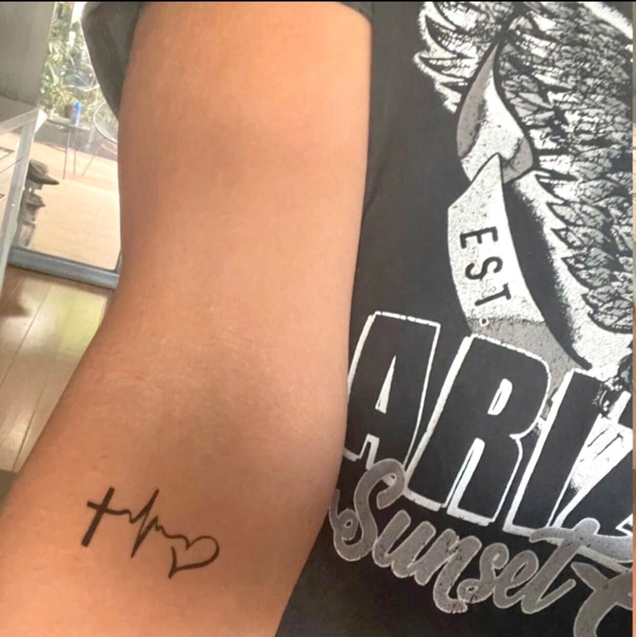 Love Hope Faith | 2Er Set - Temporäres Tattoo Love Hope Faith | 2Er Set - Temporäres Tattoo von Etsy - TATTOODAY