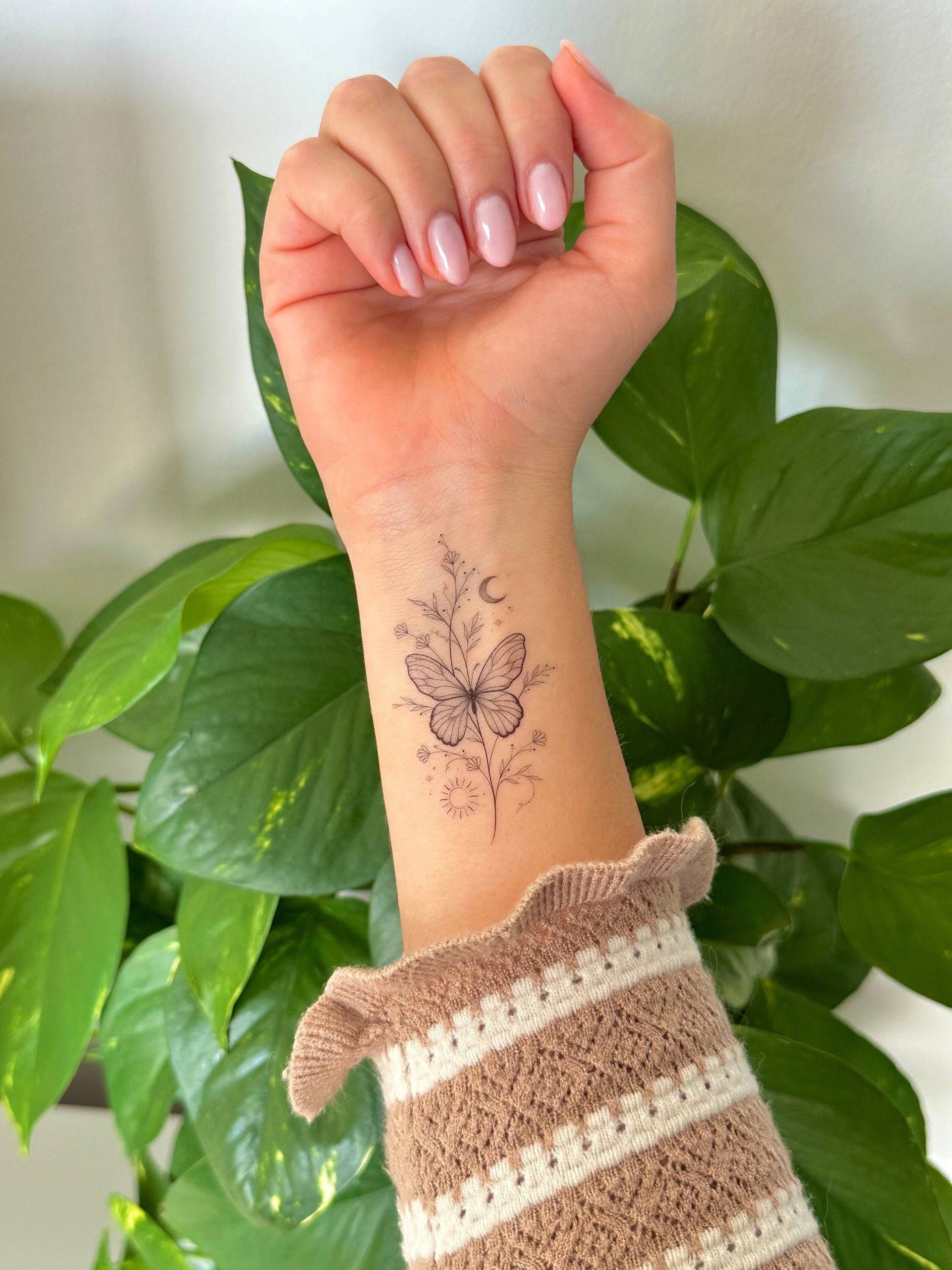 Schmetterlingsblume | 2Er-Set - Temporäres Tattoo Schmetterlingsblume | 2Er-Set - Temporäres Tattoo von Etsy - TATTOODAY