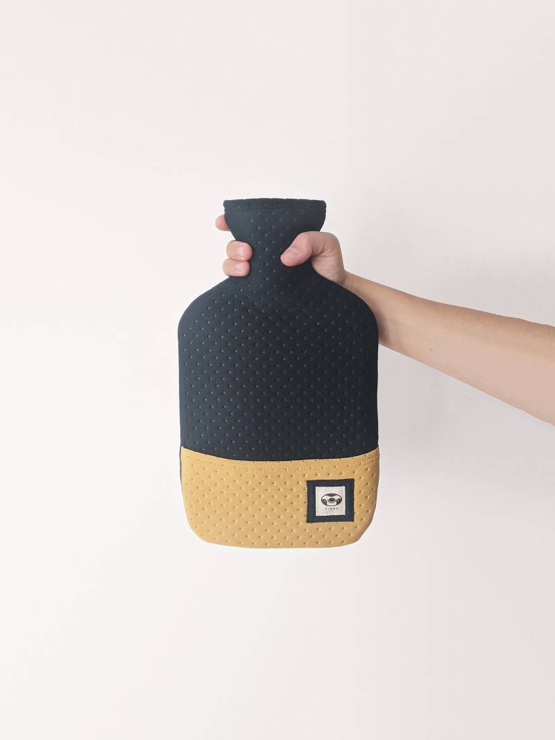 Handgemachte Wärmflasche Mit Bezug Stilvolle Schmerzlinderung | 2 Liter von Etsy - TINGUlt