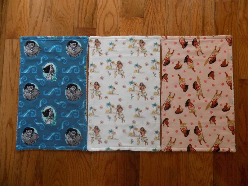 3Er Set Vaiana Spucktücher - Baby Shower Geschenk von Etsy - TJsCountryCreations