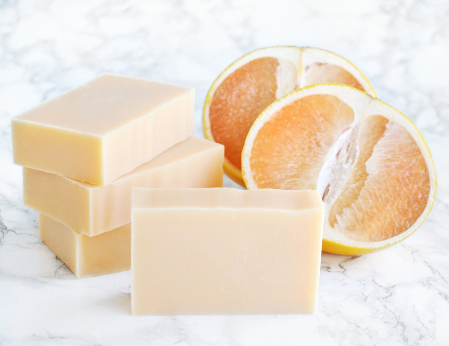 Grapefruit Seifenstücke - Hübsches Veganes Seifengeschenk Für Frauen Unter 15 Dollar Selbstgemachte Mango-Duftseife 150 Ml Kalte Prozessseife Grapefruit Seifenstücke - Hübsches Veganes Seifengeschenk Für Frauen Unter 15 Dollar Selbstgemachte Mango-Duftseife 150 Ml Kalte Prozessseife von Etsy - TailoredSoap