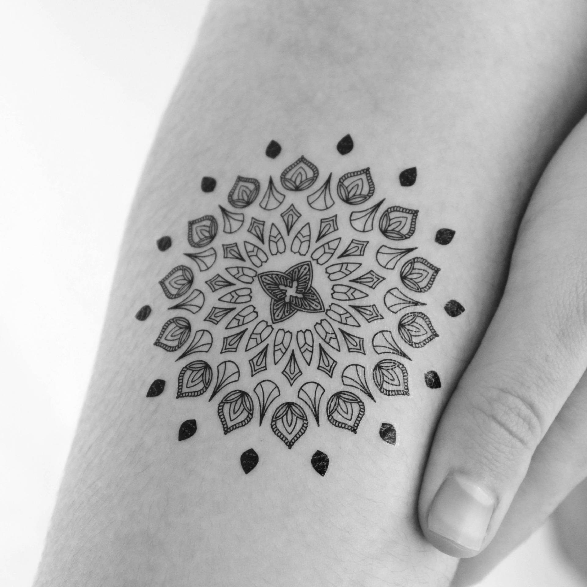 Ornament Mandala Temporäre Tattoo | 3Er Set Ornament Mandala Temporäre Tattoo | 3Er Set von Etsy - Tatteco