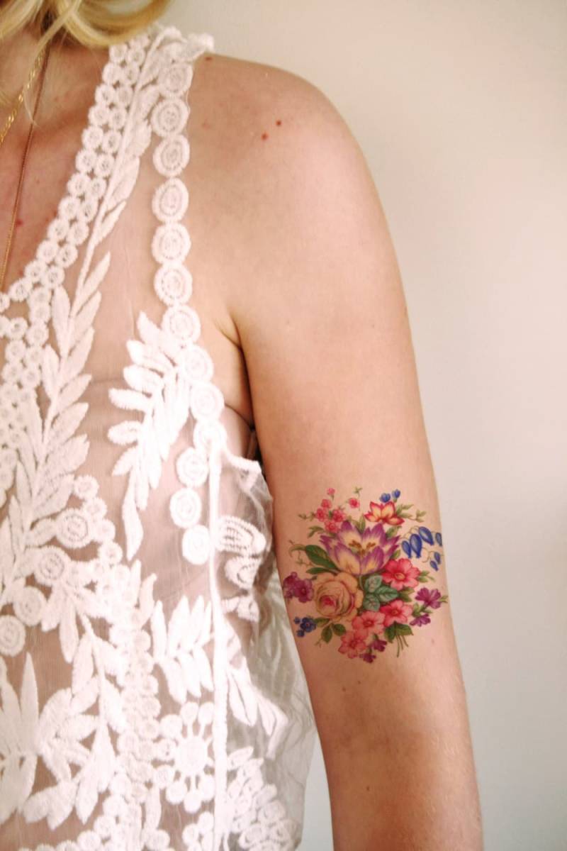 Buntes Vintage Blumen Temporäres Tattoo | Boho Fake-Tattoo von Etsy - Tattoorary