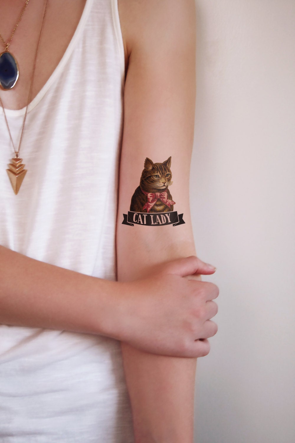 Katzendame Temporäres Tattoo | Katze Katzen Dame Geschenkidee Accessoire Schmuck Katzendame Temporäres Tattoo | Katze Katzen Dame Geschenkidee Accessoire Schmuck von Etsy - Tattoorary