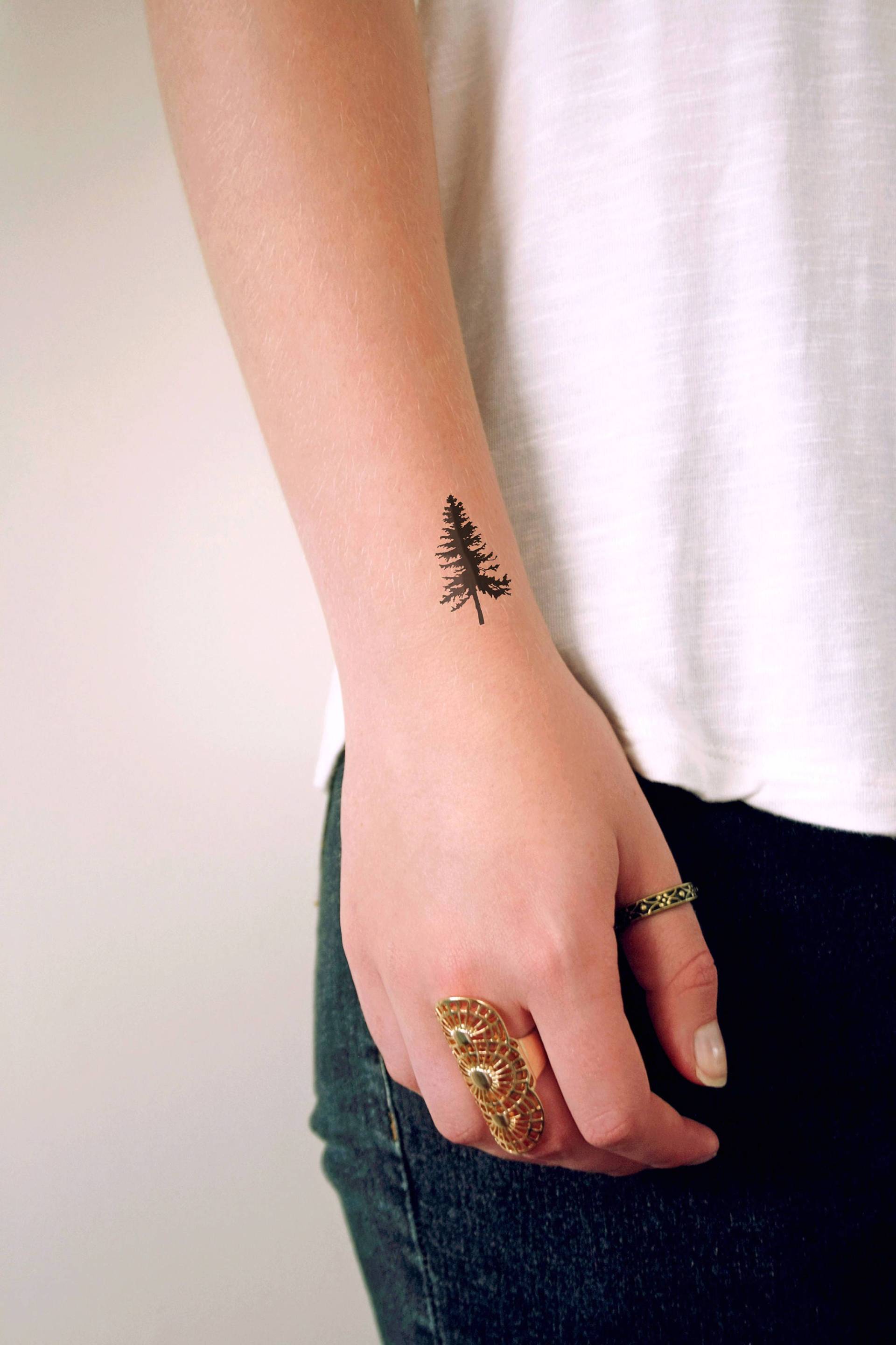 Kiefer Temporäres Tattoo | Baum Boho Reise Wanderer Geschenk Festival von Etsy - Tattoorary