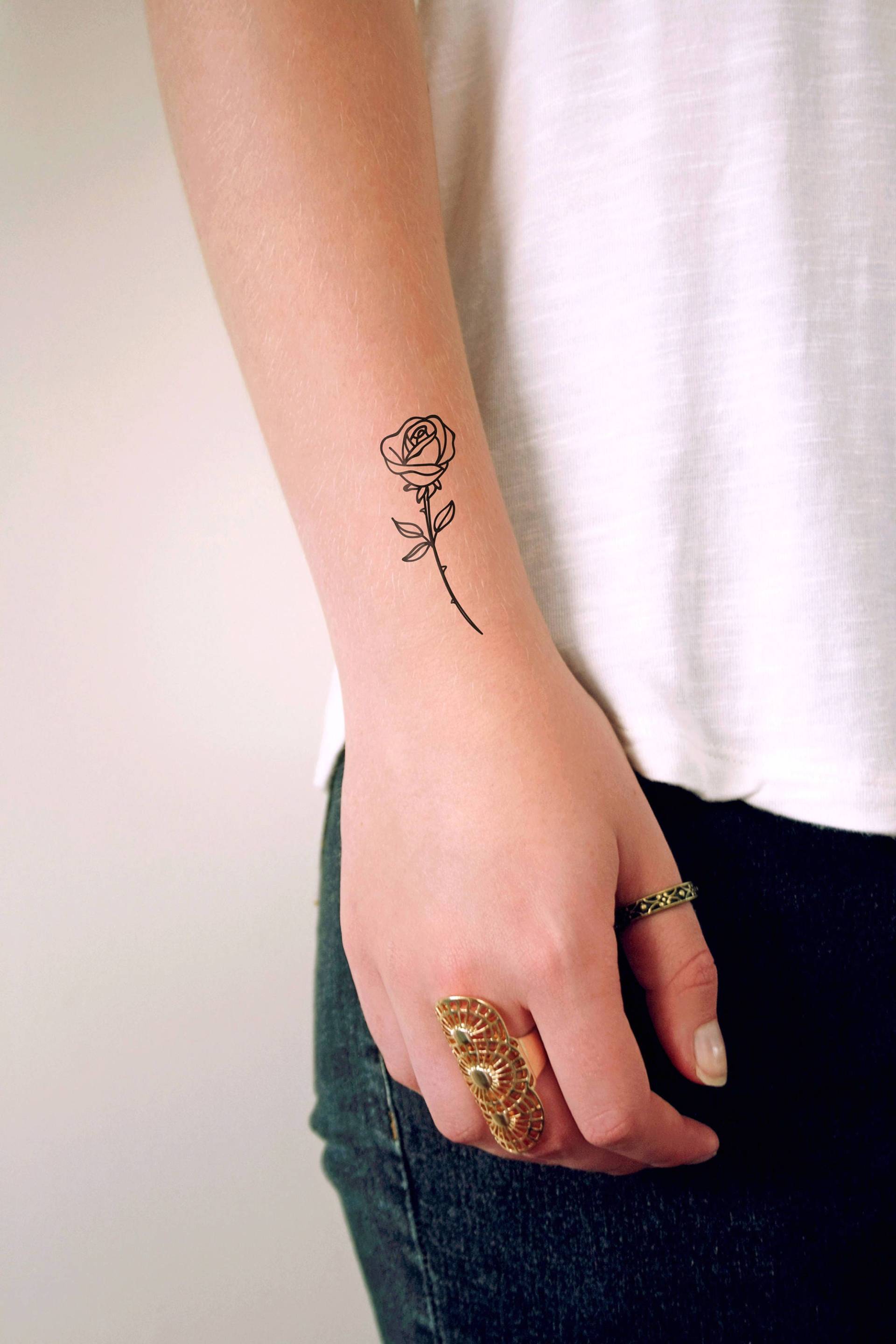 Kleine Rose Temporäres Tattoo | Kleines Blumen Vintage Geschenk Schön von Etsy - Tattoorary
