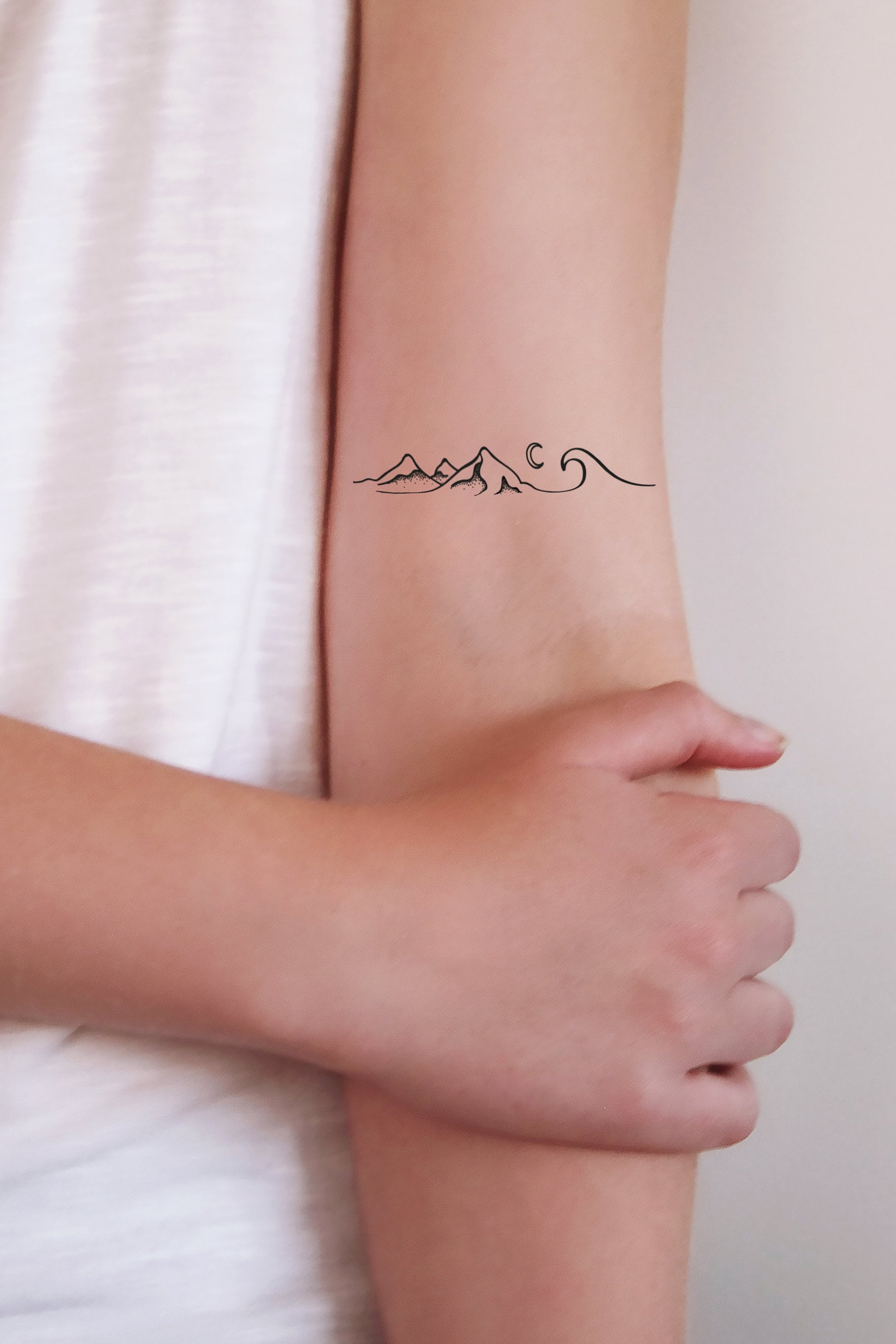 Set Aus Zwei Meer, Berg Und Mond Temporären Tattoos | Tattoo Meer Festival Boho Reisetattoo von Etsy - Tattoorary