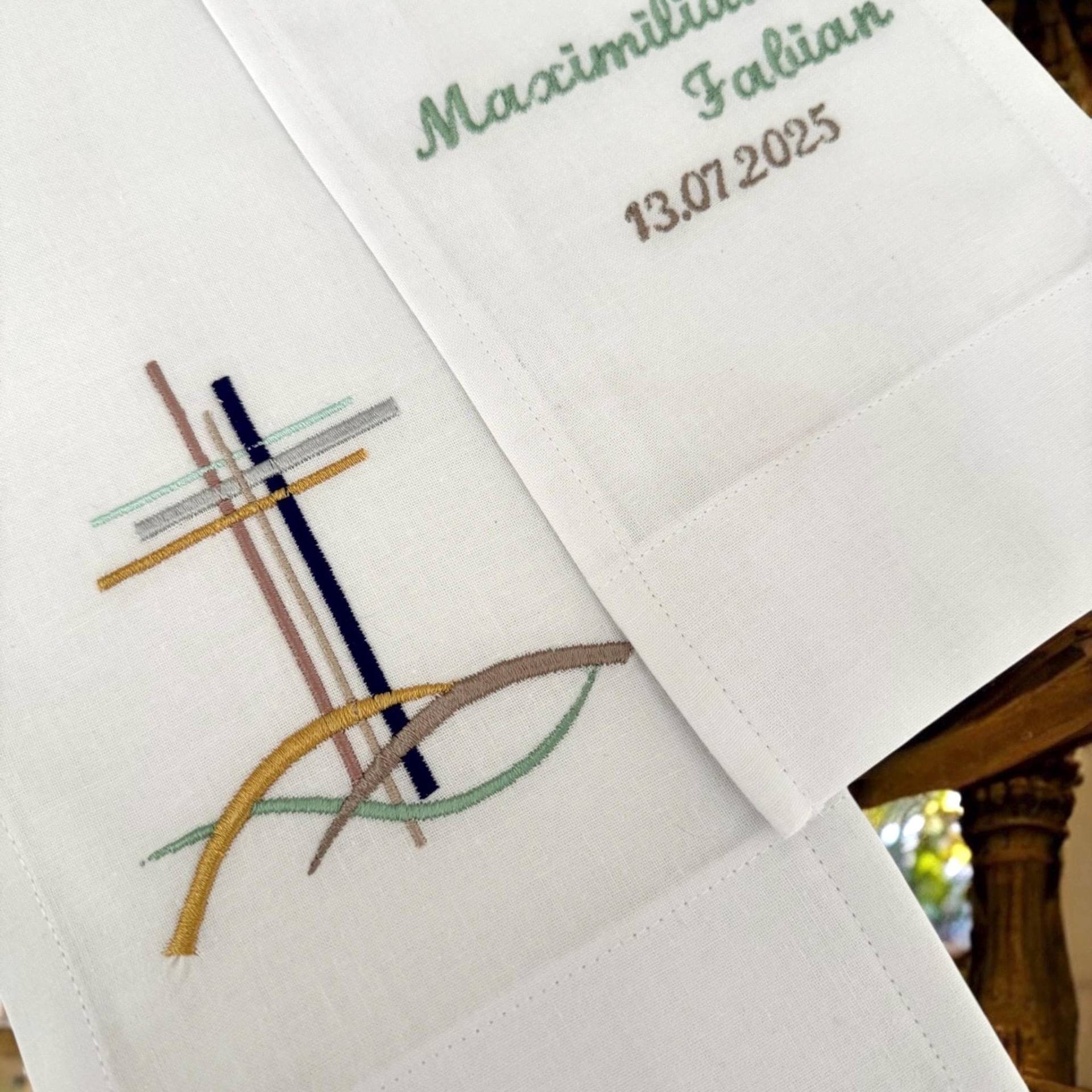 Taufschal Schmal Mit Namen & Kreuz Bestickt - Personalisierte Taufkleidung Für Babys Und Kleinkinder, Geschenk Von Paten Taufschal Schmal Mit Namen & Kreuz Bestickt - Personalisierte Taufkleidung Für Babys Und Kleinkinder, Geschenk Von Paten von Etsy - Taufkleiddesign