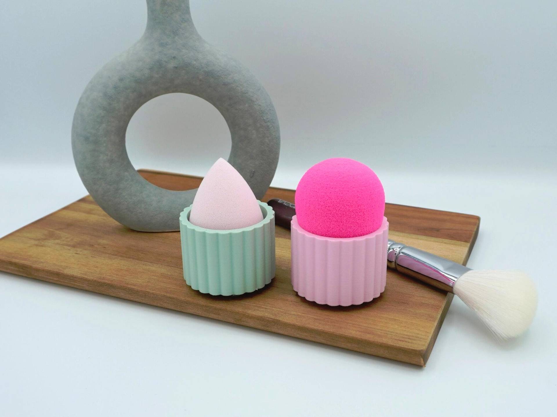 Beauty Blender Halter, Make-Up-Schwammhalter, Schminkschwammhalter, Schminkehalter, Schminkorganisierer, Make-Up Zubehör Beauty Blender Halter, Make-Up-Schwammhalter, Schminkschwammhalter, Schminkehalter, Schminkorganisierer, Make-Up Zubehör von Etsy - TawnyMade