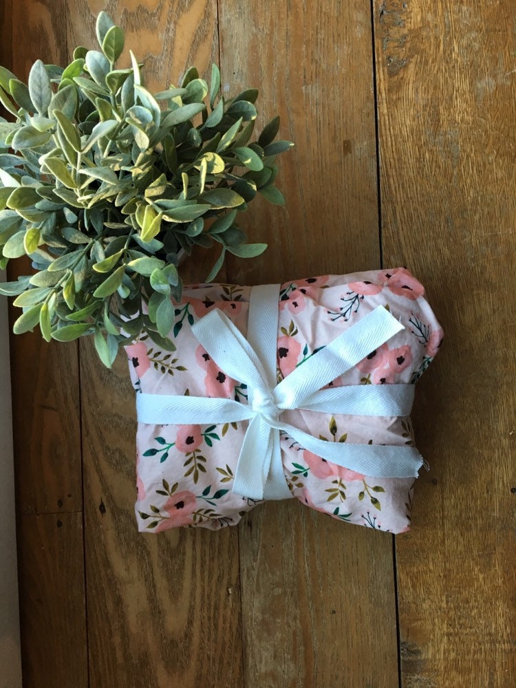 Rosa Blumen Spickzettel Rosa Blumen Spickzettel von Etsy - TaylorSewn