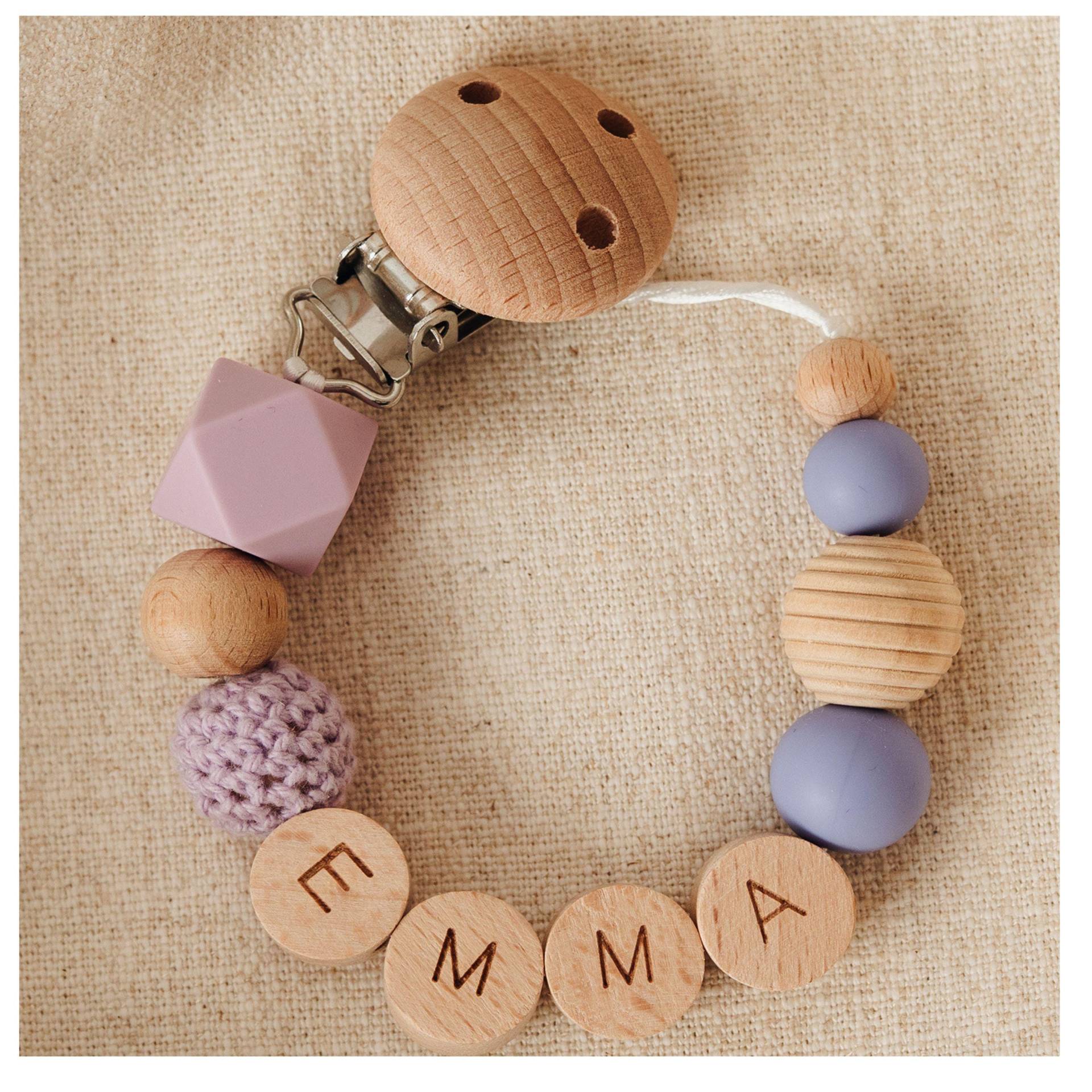 Personalisierte Schnullerkette Mit Namen - Lila von Etsy - TeamStorchenkind