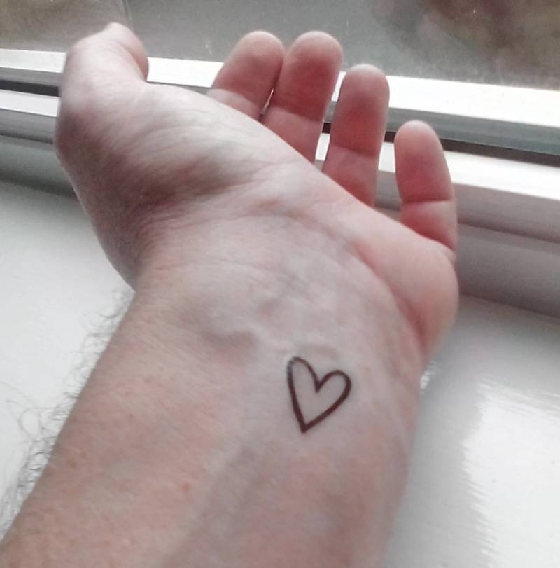 Valentine Herz Handgelenk Oder Knöchel Temporäre Tattoos, Hand Gezeichnet Umriss, Wasserdicht von Etsy - Tempitat