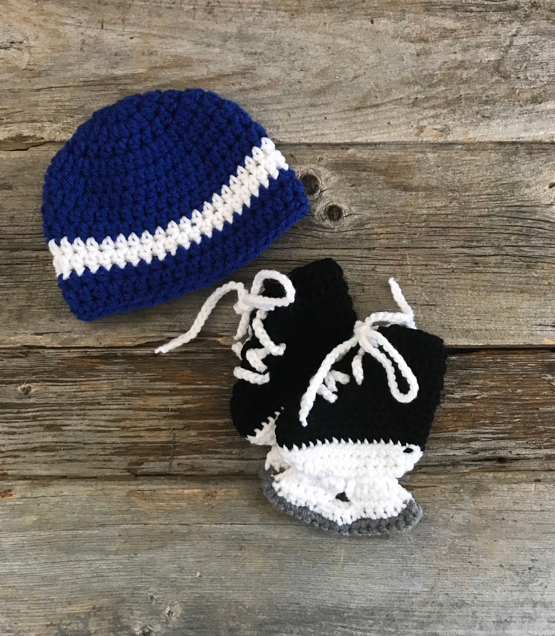 Newborn Hockey Outfit, Photography Prop, Gehäkeltes Skates von Etsy - Thatscrocheted