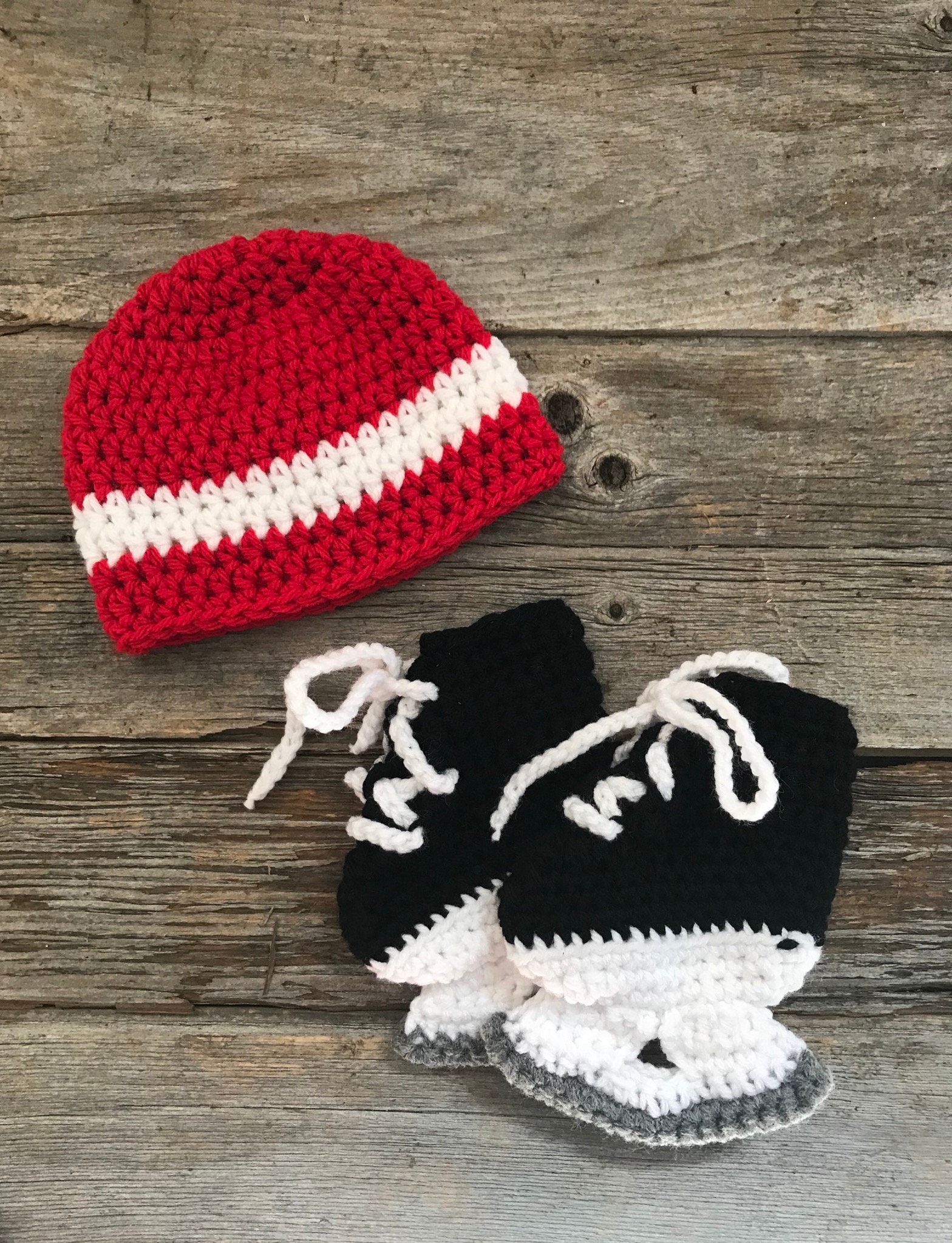 Newborn Hockey Outfit, Photography Prop, Gehäkeltes Skates von Etsy - Thatscrocheted