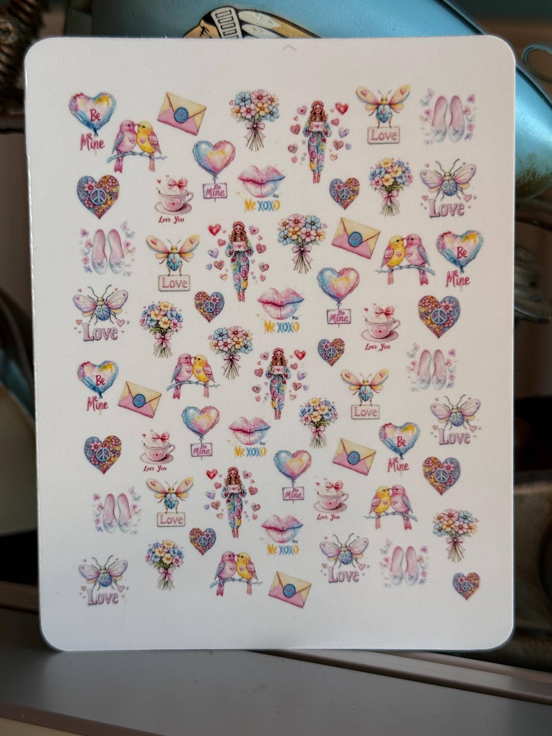 2D Groovy Retro Valentinstag Wasser Nagelsticker, Wasserschiebe Abziehbild, Nailart Stickers Hippie Herzen, Peace Love 2D Groovy Retro Valentinstag Wasser Nagelsticker, Wasserschiebe Abziehbild, Nailart Stickers Hippie Herzen, Peace Love von Etsy - TheArtofNaildesign