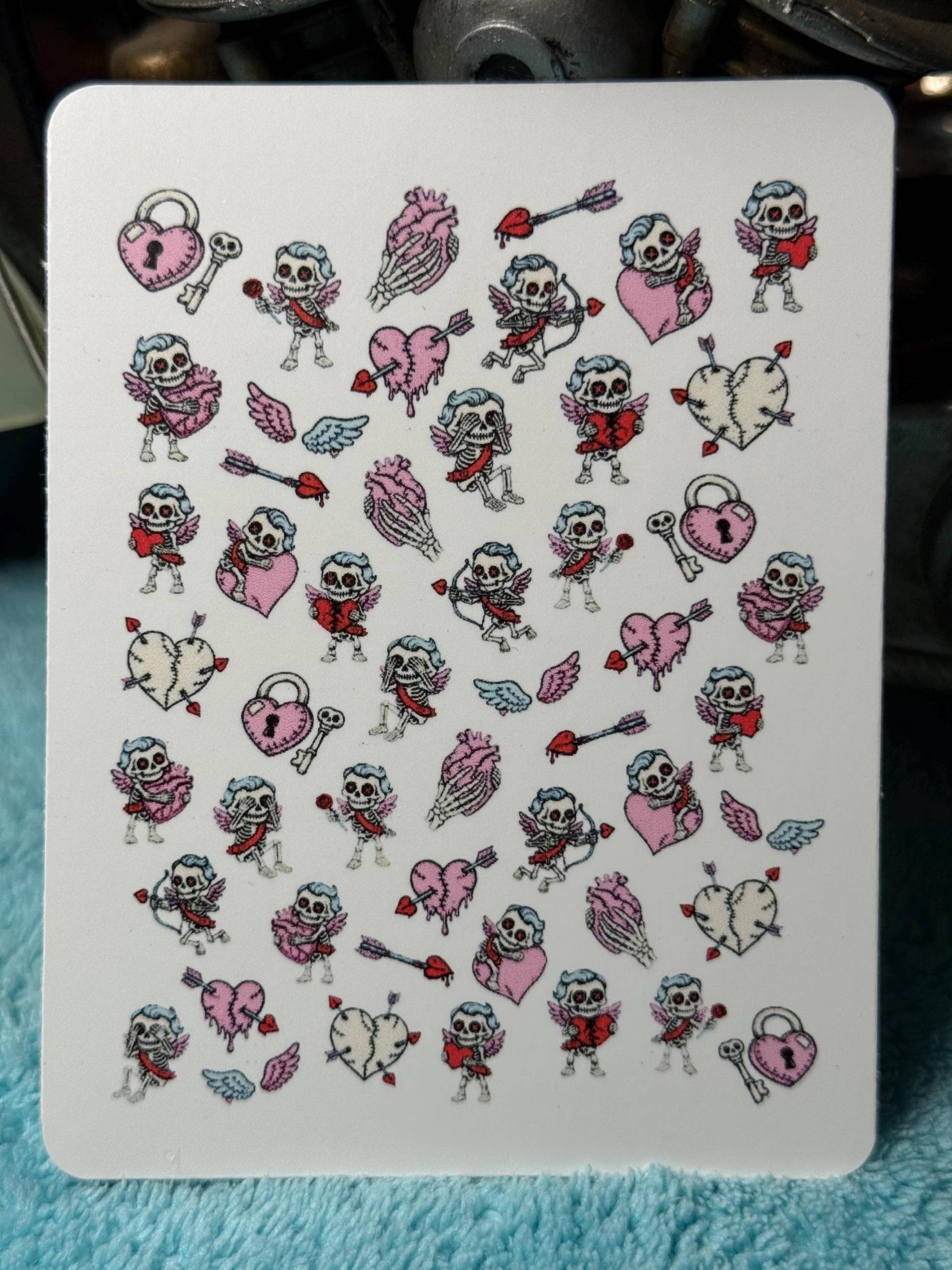 Gothic Pastell Valentinstag Wasserschiebe Stickers Für Nägel, Nailart Nagelsticker Gruslig Süß, Verfluchter Valentinsgruß Gothic Pastell Valentinstag Wasserschiebe Stickers Für Nägel, Nailart Nagelsticker Gruslig Süß, Verfluchter Valentinsgruß von Etsy - TheArtofNaildesign