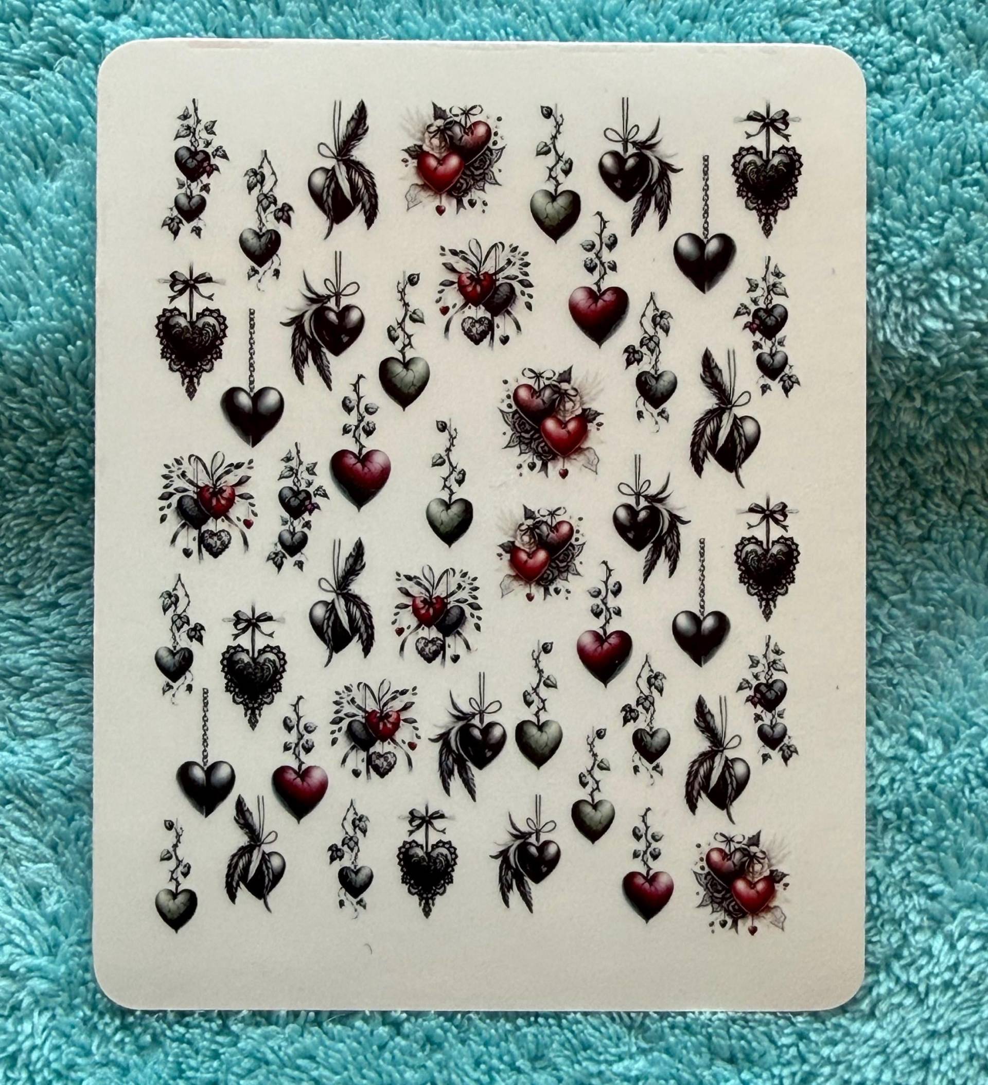 Hängende Gothic Herzen Wasser Nagelsticker, Wasserschiebe Abziehbild, Nailart Sticker Valentinstag, Hängeherzen Schwarz Hängende Gothic Herzen Wasser Nagelsticker, Wasserschiebe Abziehbild, Nailart Sticker Valentinstag, Hängeherzen Schwarz von Etsy - TheArtofNaildesign