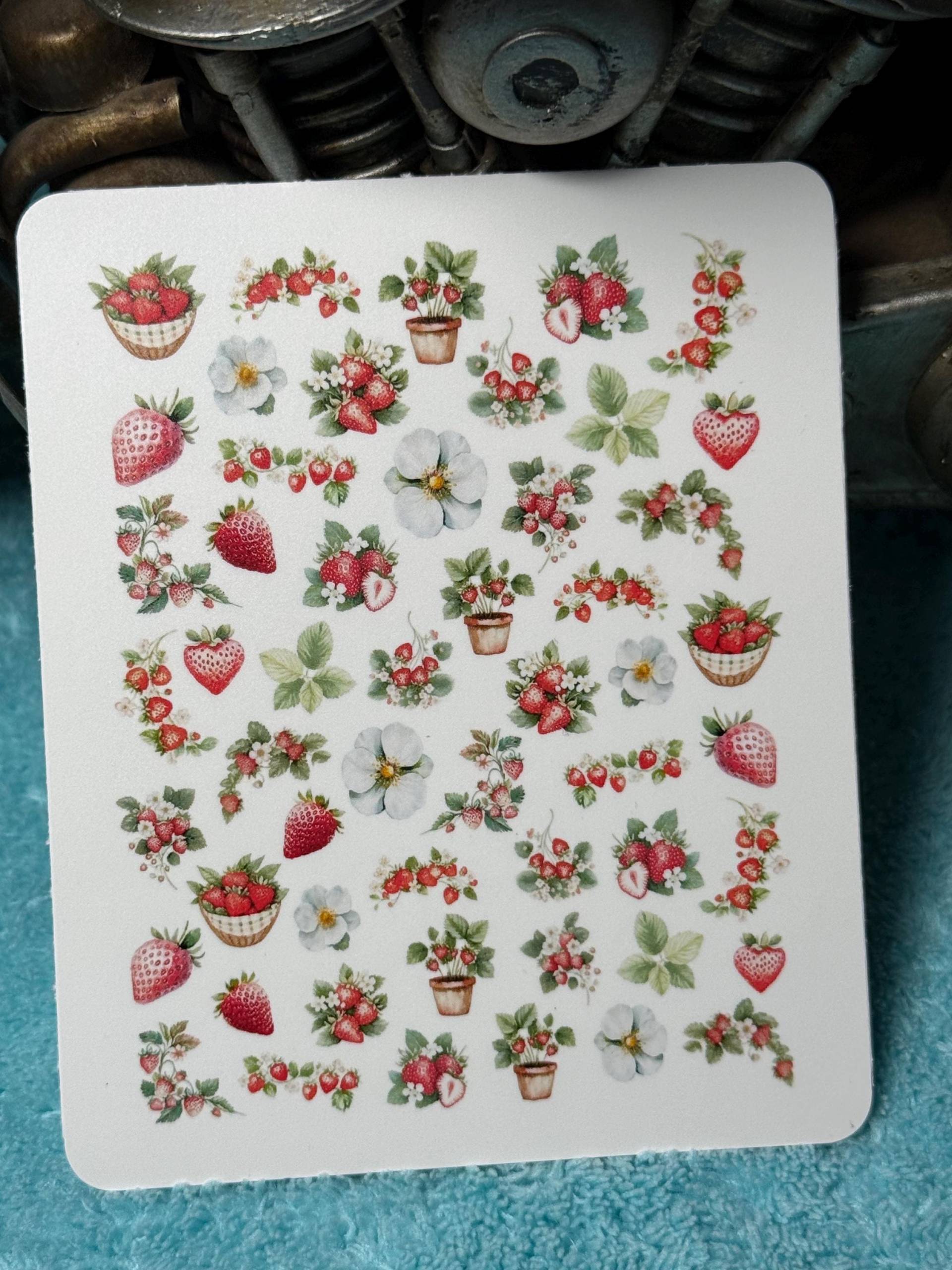 Nagelsticker Erdbeere Wasserschiebe Stickers Abziehbild Für Nägel Nailart Nageldesign Erdbeerstrauch, Beere Nagelsticker Erdbeere Wasserschiebe Stickers Abziehbild Für Nägel Nailart Nageldesign Erdbeerstrauch, Beere von Etsy - TheArtofNaildesign