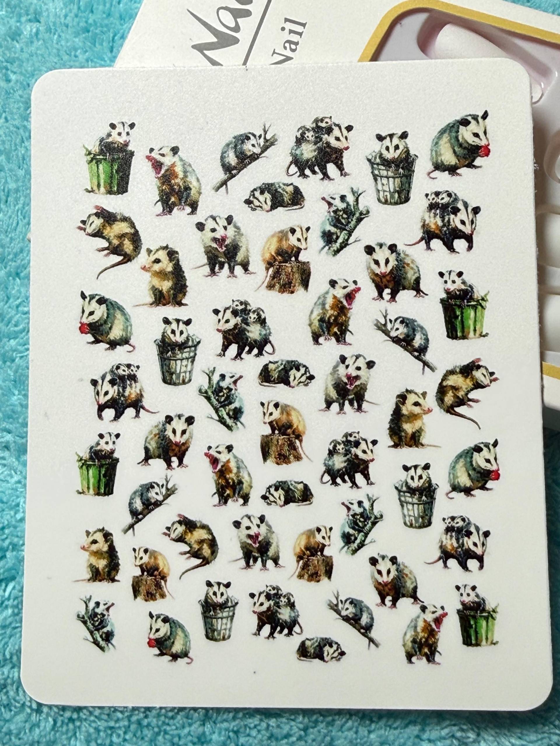 Opossum Nailart Wasserschiebe Stickers Für Nägel, Nagelsticker Beuteltier, Wildtier Wald Opossum Nailart Wasserschiebe Stickers Für Nägel, Nagelsticker Beuteltier, Wildtier Wald von Etsy - TheArtofNaildesign