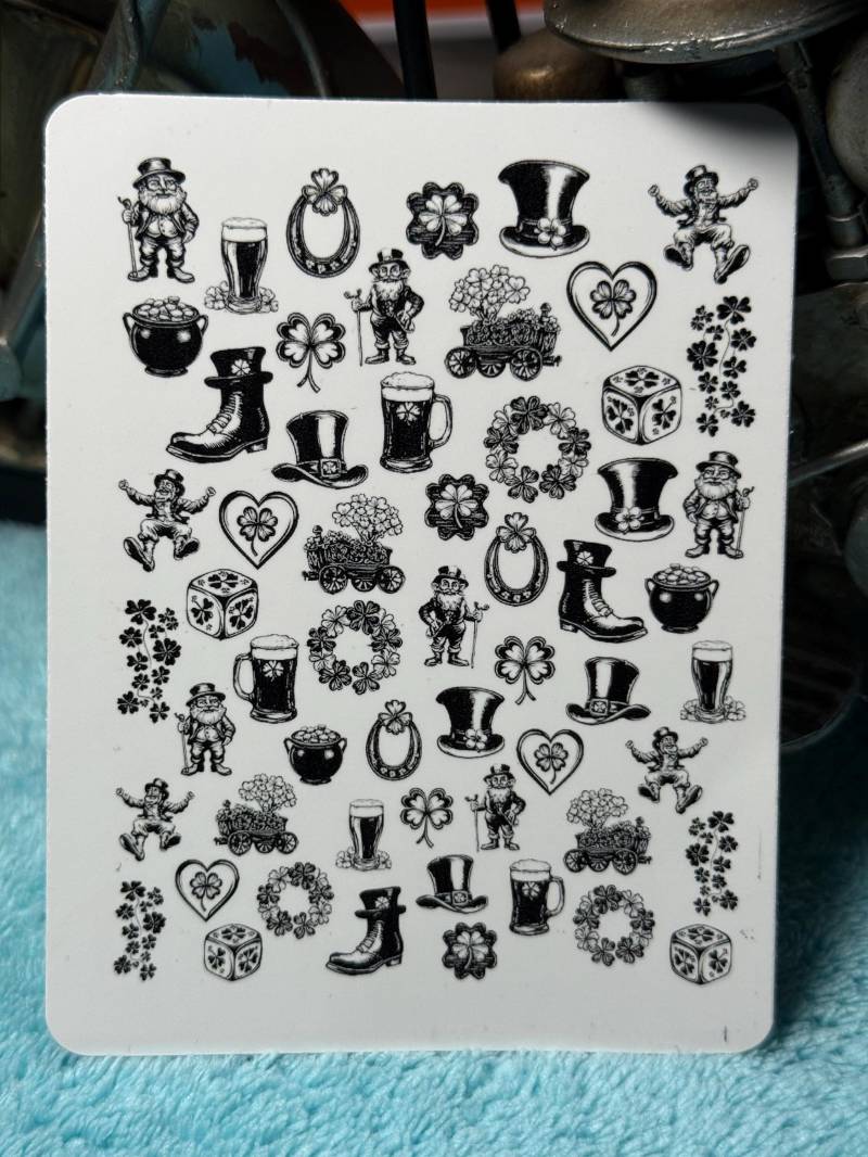 St. Patricks Day Wasser Nagelsticker, Wasserschiebe Sticker Für Nägel, Nailart Stickers Schwarz, Kleeblatt, Gnom von Etsy - TheArtofNaildesign