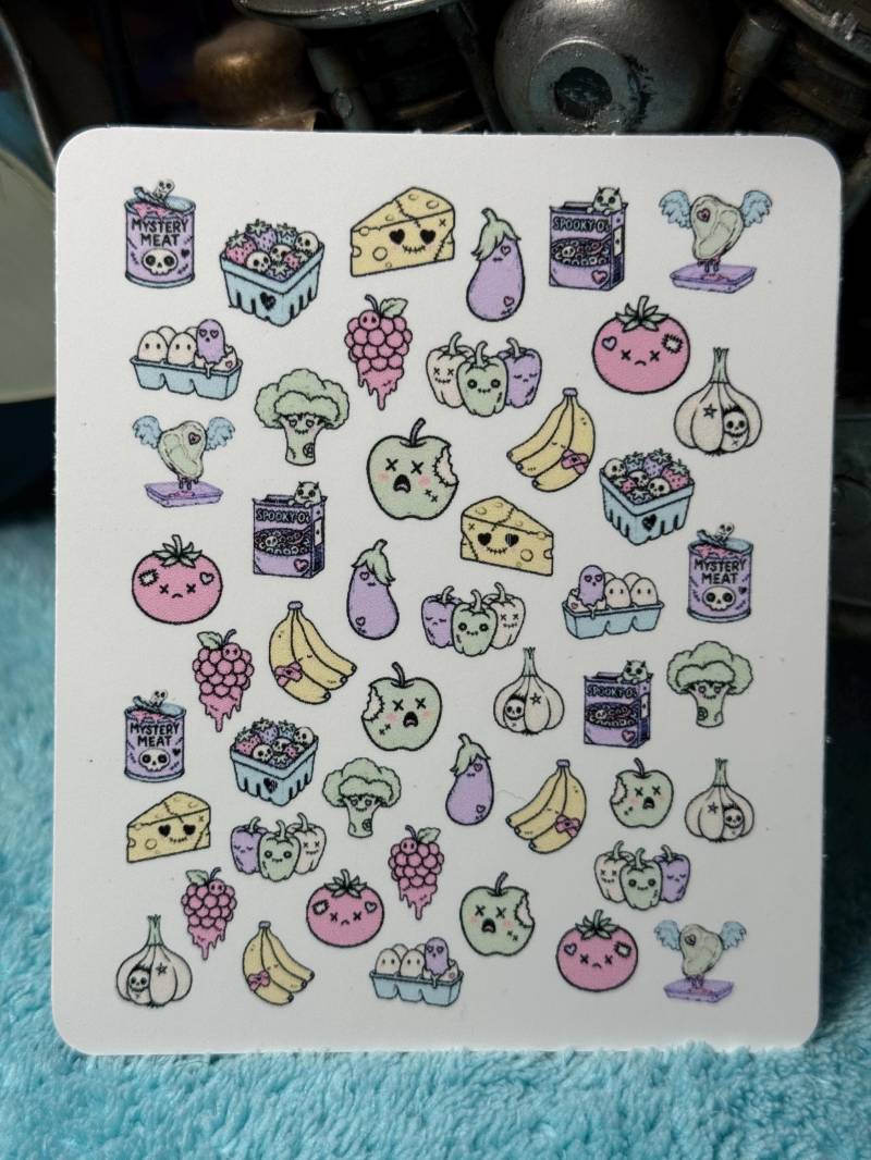 Süßes Food Wasserschiebe Stickers Für Nägel, Nailart Nagelsticker Verfluchter Käse, Erdbeer-Schädel, Kranke Banane von Etsy - TheArtofNaildesign