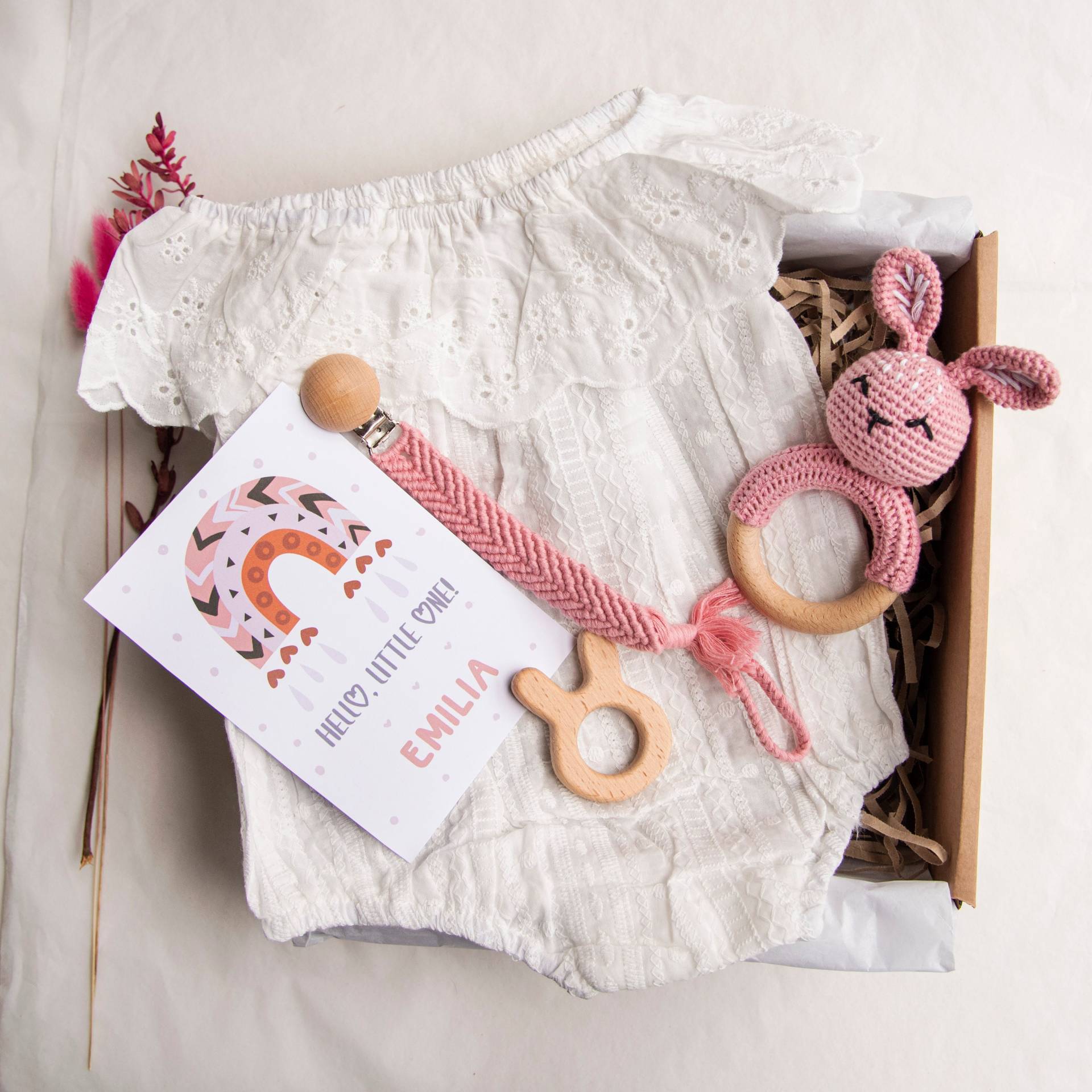 Neugeborenen Baby Mädchen Geschenkbox, 5 Stück Willkommen Geschenk Set, Shower Geschenk, Schwangerschaft Personalisiertes von Etsy - TheBoxOfJoy