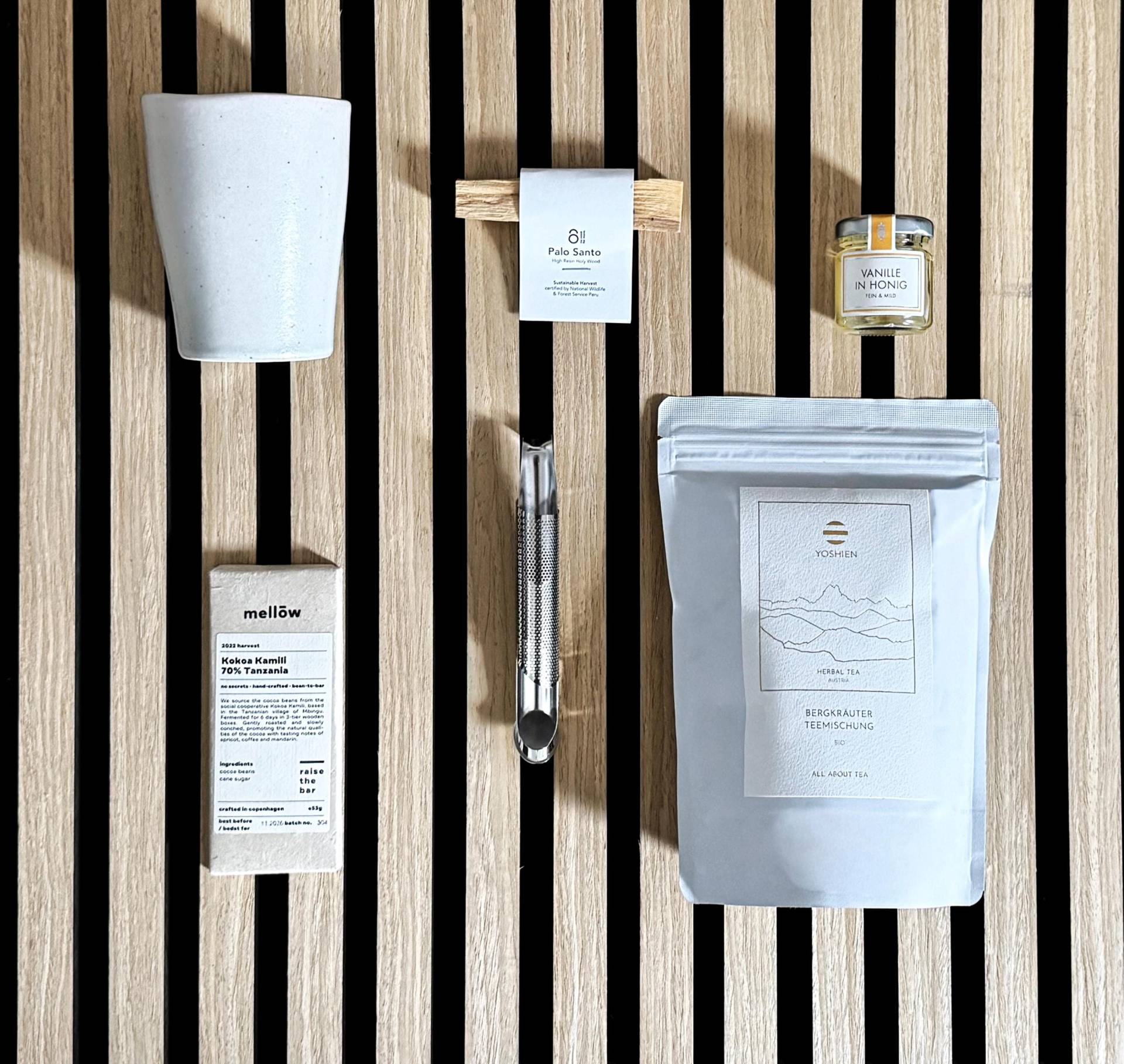 Geschenkbox Für Teekenner | Genießer-Set Mit Becher, Tee, Honig & Duft - „Tea Edition" Geschenkbox Für Teekenner | Genießer-Set Mit Becher, Tee, Honig & Duft - „Tea Edition" von Etsy - TheByCARA