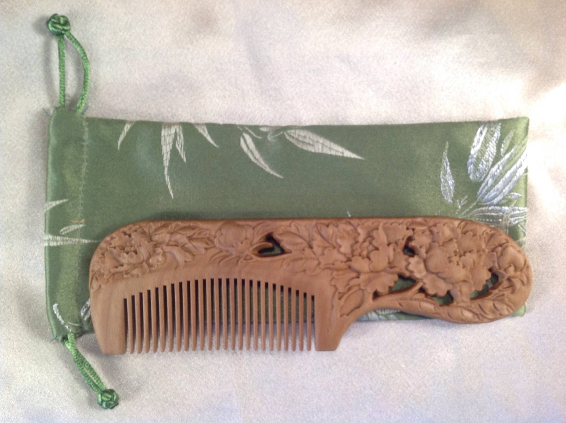 A0007 - Holzkamm von Etsy - TheCombStoreFinds