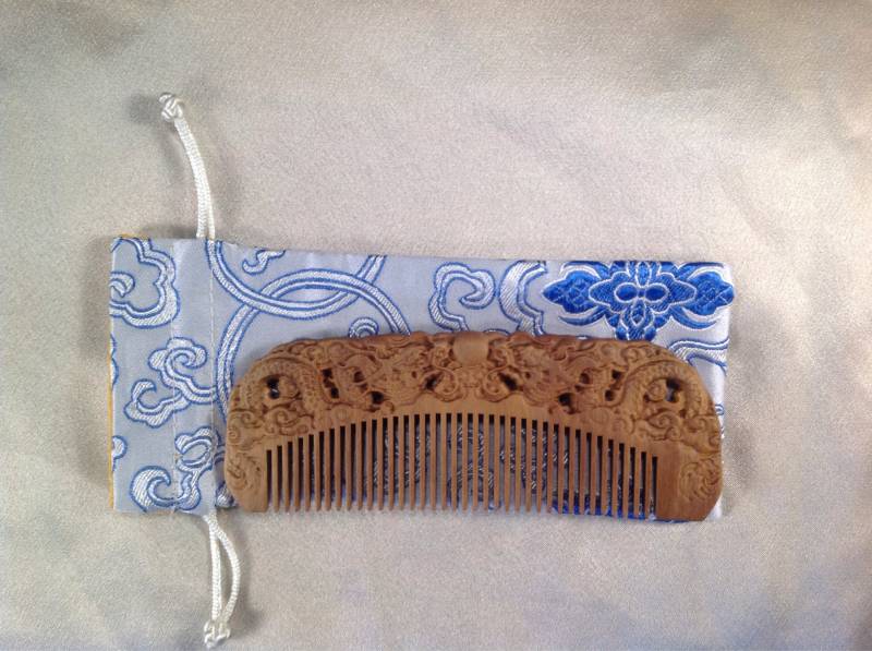 A0018 - Holzkamm von Etsy - TheCombStoreFinds