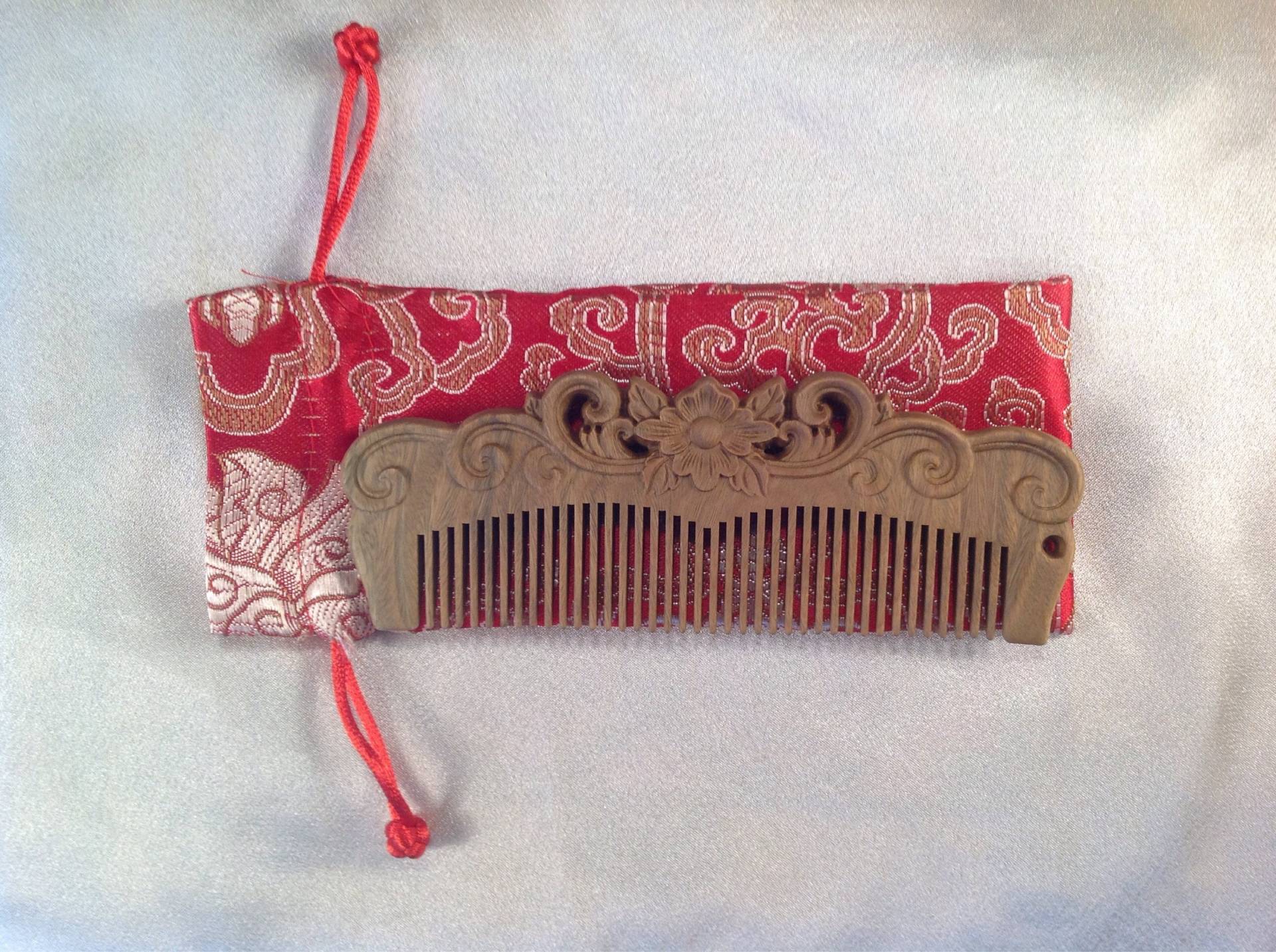 A0022 - Holzkamm von Etsy - TheCombStoreFinds