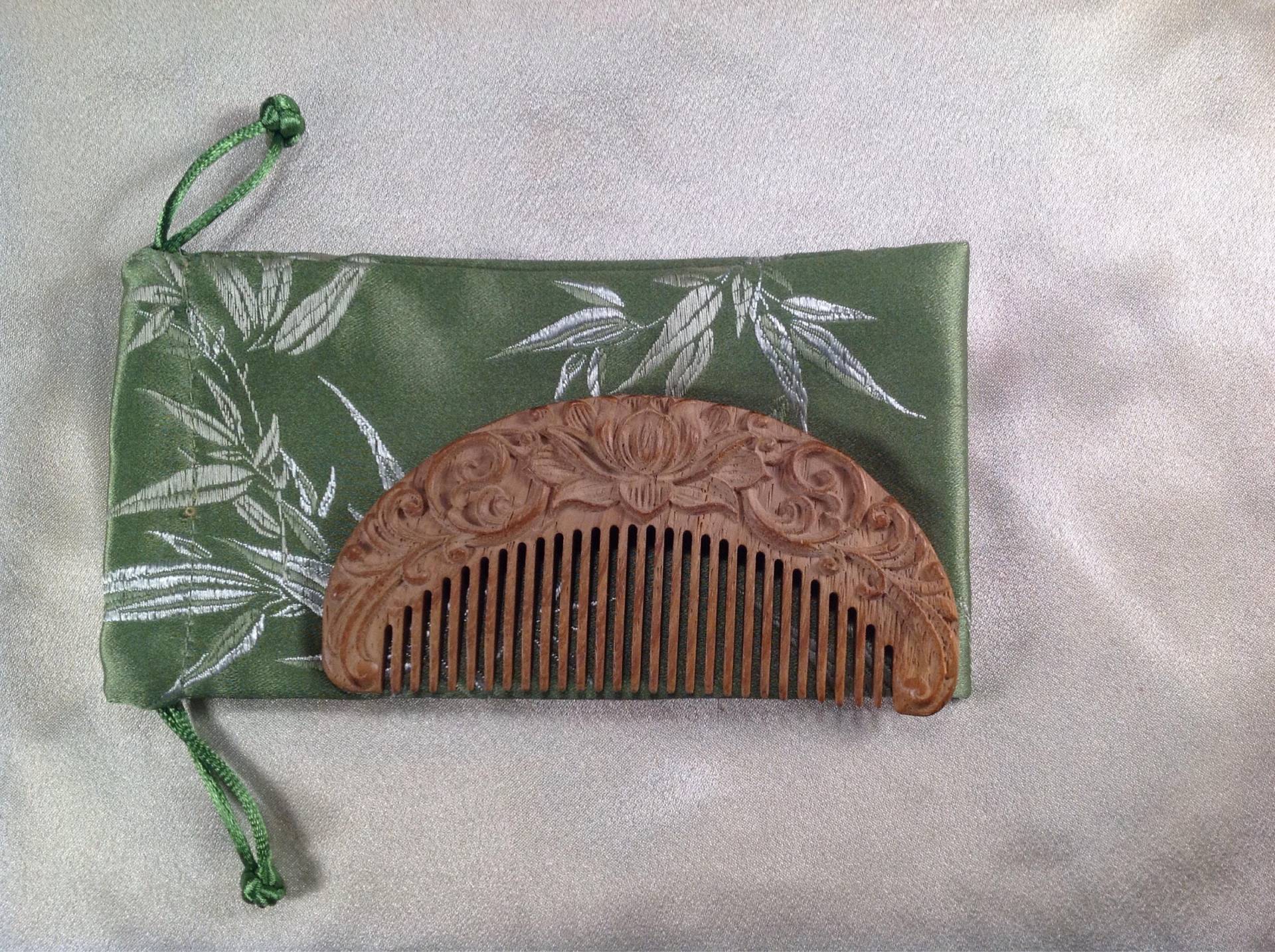 B0008 - Holzkamm von Etsy - TheCombStoreFinds