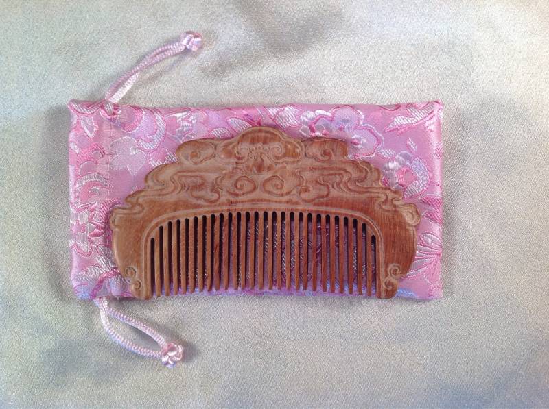 B0016 - Holzkamm von Etsy - TheCombStoreFinds