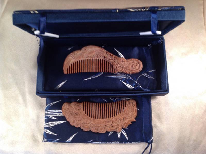 B0022 - Holzkamm von Etsy - TheCombStoreFinds