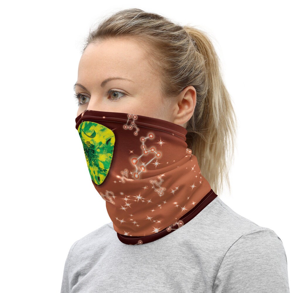 Leo Sternzeichen Hals Gaiter Maske All Over Print Edelstein Und Sternbild Design Leo Sternzeichen Hals Gaiter Maske All Over Print Edelstein Und Sternbild Design von Etsy - TheEnigmaticVariety