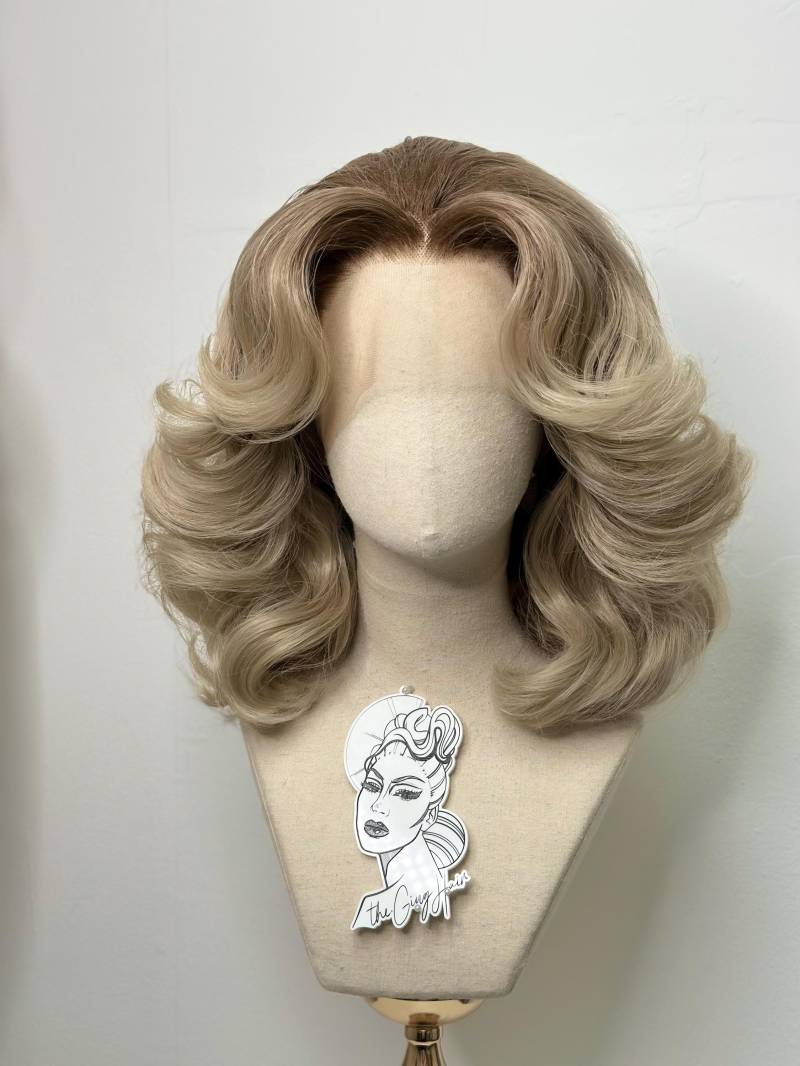 Big 70S Wig With Roots von Etsy - TheGingHair