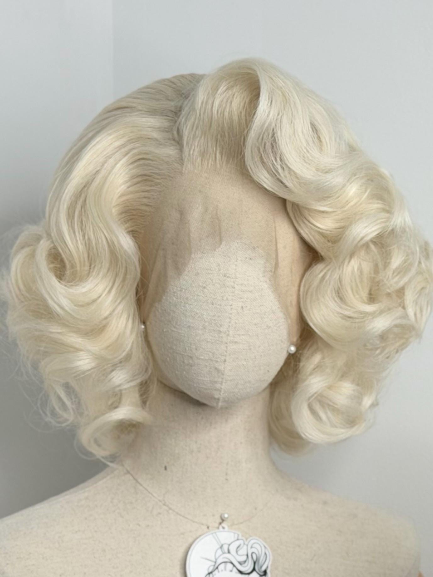 Classic Marilyn Monroe Wig von Etsy - TheGingHair
