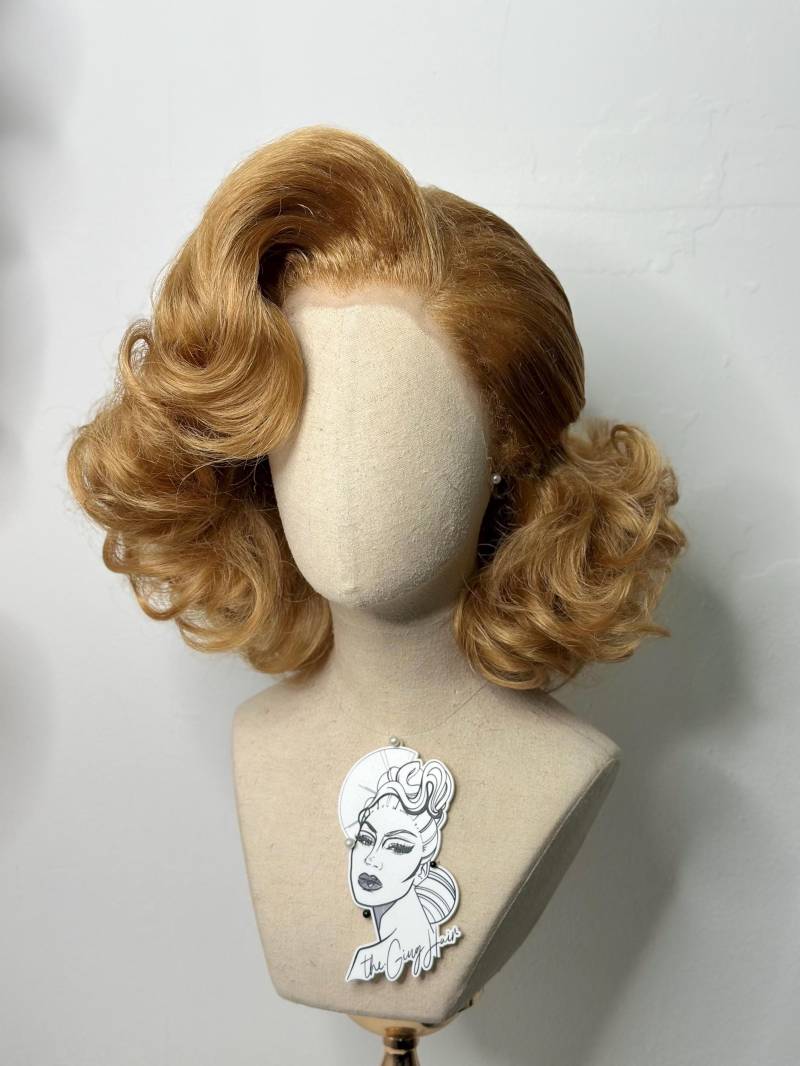 Classy Short Caramel von Etsy - TheGingHair