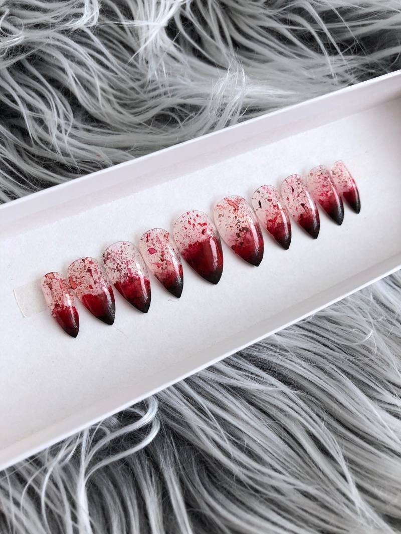 Halloween Nägel ~ Nagelpresse Fake Nails Drücken Auf Blutnägel von Etsy - TheNailEmpyrean