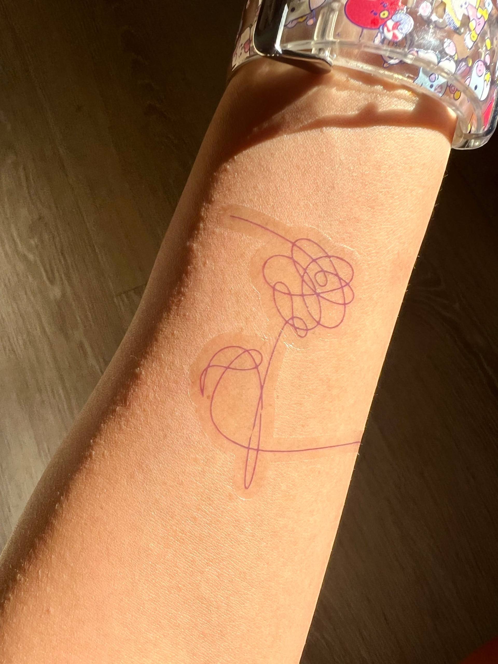 Bts Lila Blumen Tattoo - Liebe Dich Selbst Bantan Bts Temporäre Tattoos K-Pop Tats Konzert von Etsy - TheNessasaries