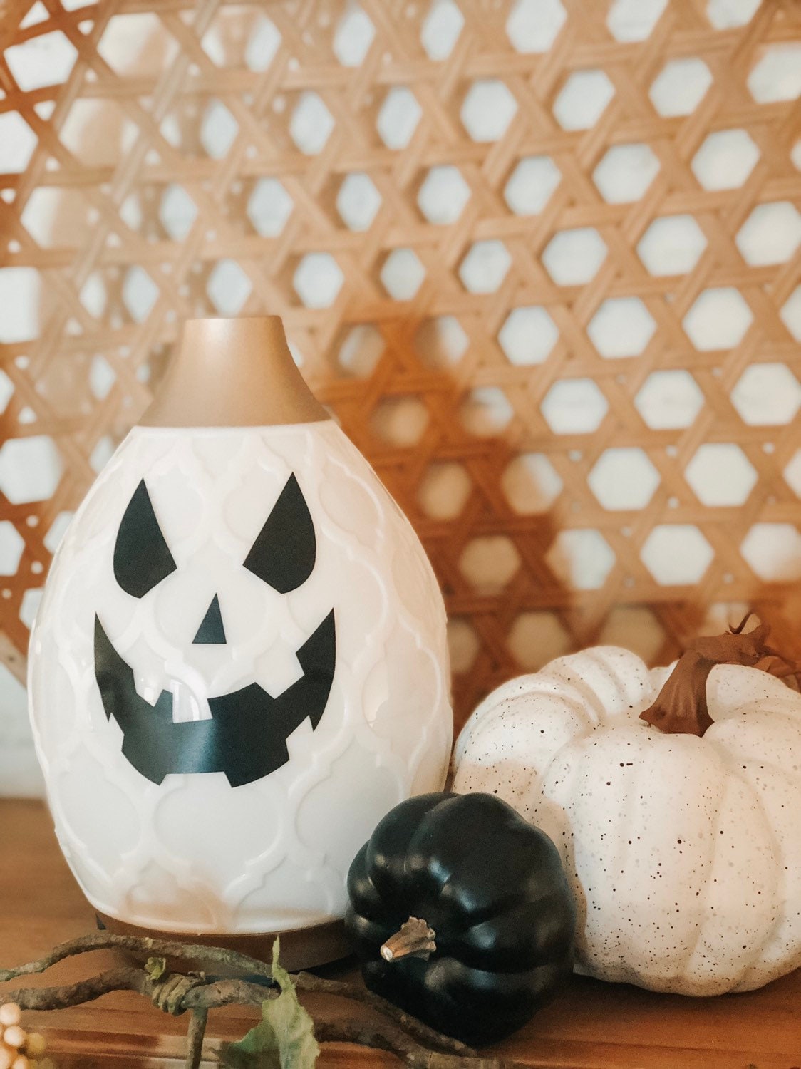 Wüstennebel Diffusor Scary Kürbis Gesicht ~ Jack-O-Laterne Vinyl Aufkleber Wüstennebel Diffusor Scary Kürbis Gesicht ~ Jack-O-Laterne Vinyl Aufkleber von Etsy - TheOilyGathering