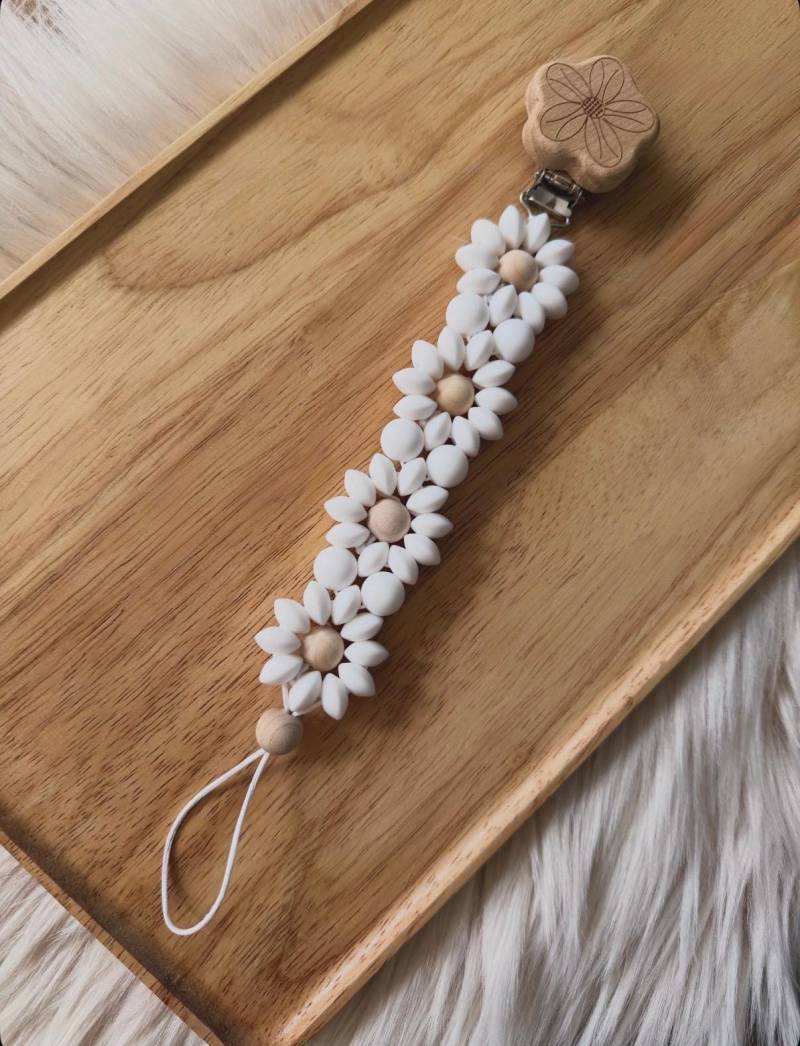 Schnullerkette Blumen | Mädchen Geschenkidee Baby Geburt Boho von Etsy - ThePearlyJewelsDE